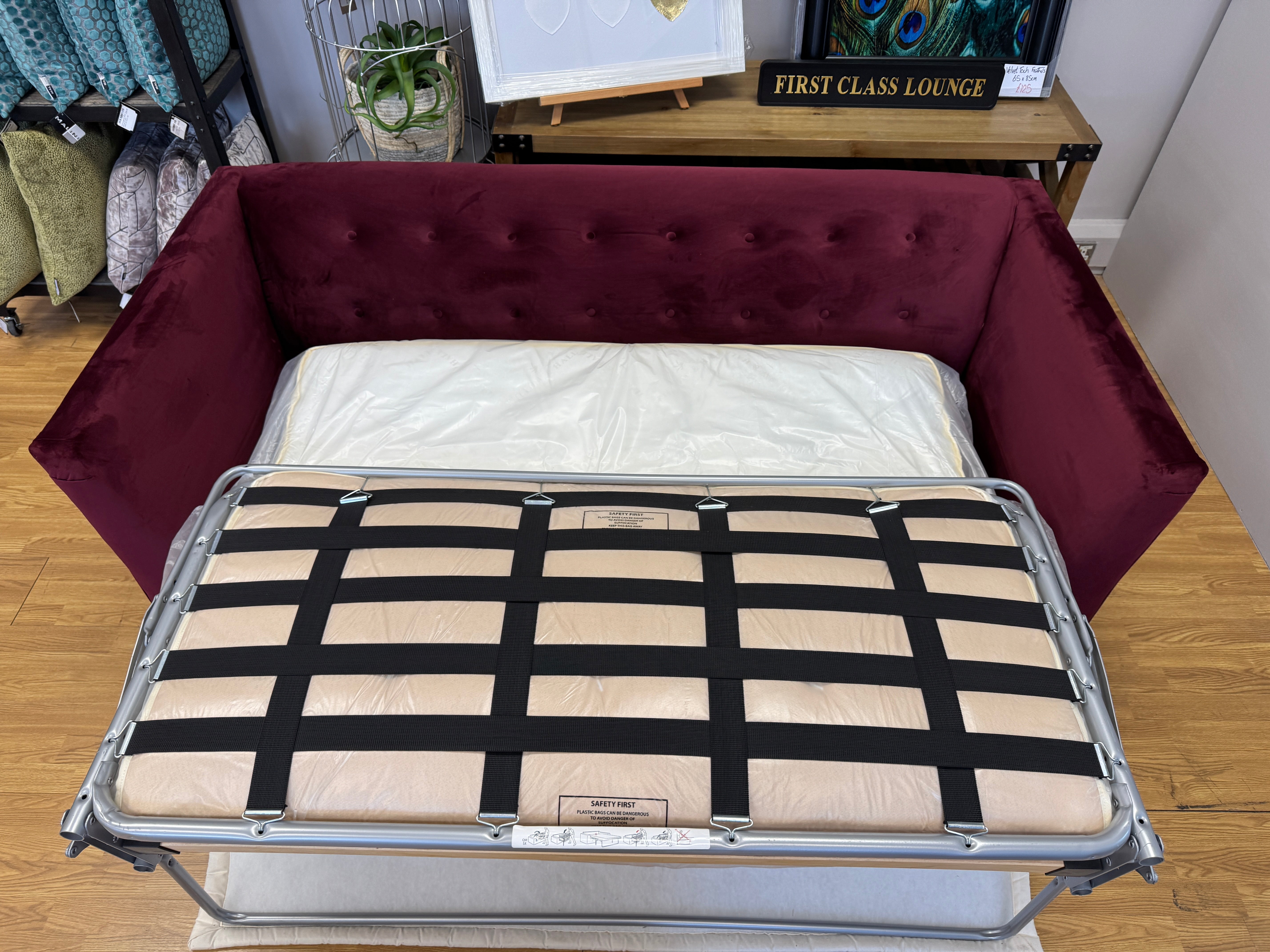 Gastard 3 seater sofa bed in Burgundy deep red velvet
