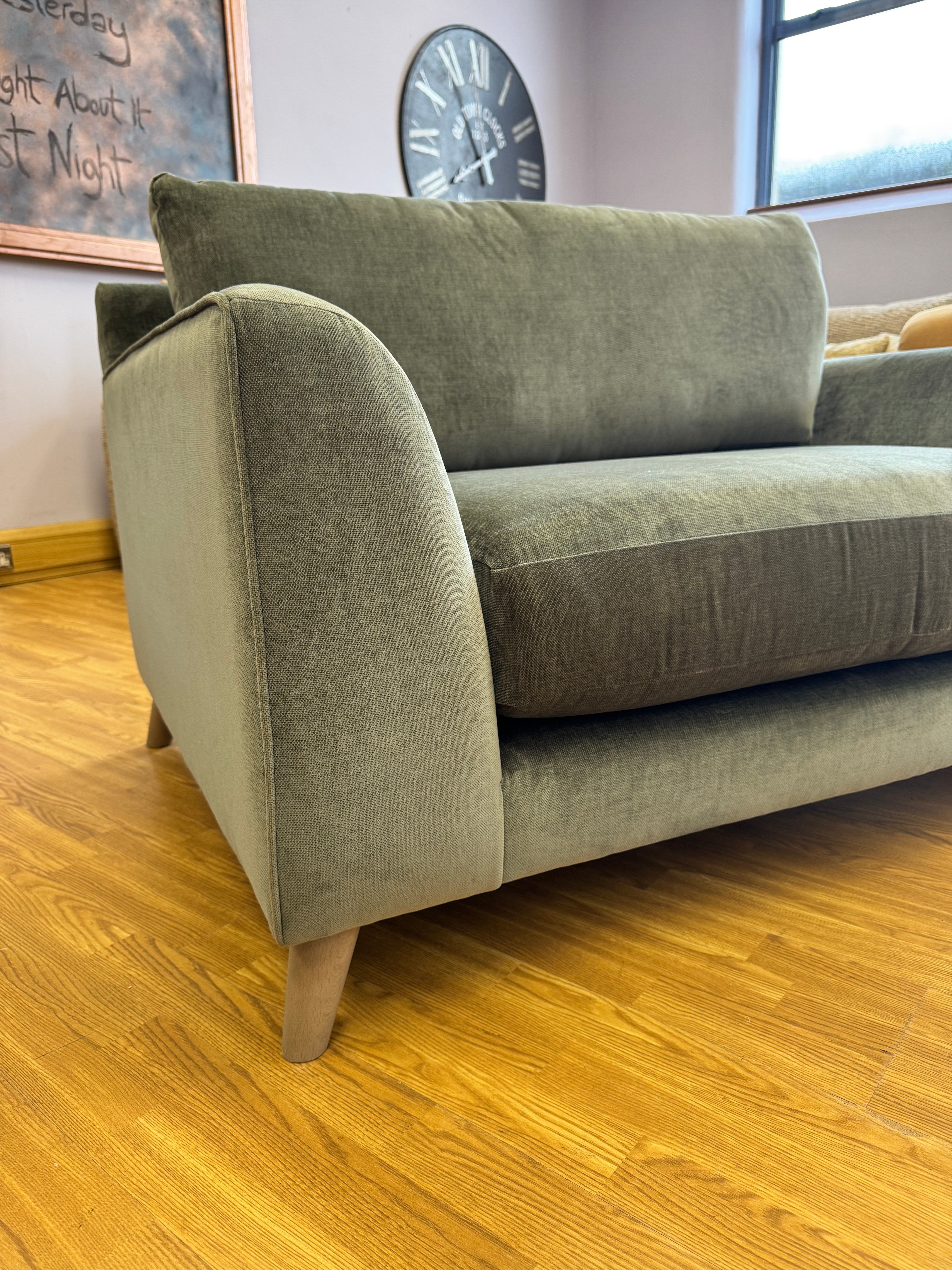 Tovi Loveseat in Spruce Green/Grey velvet