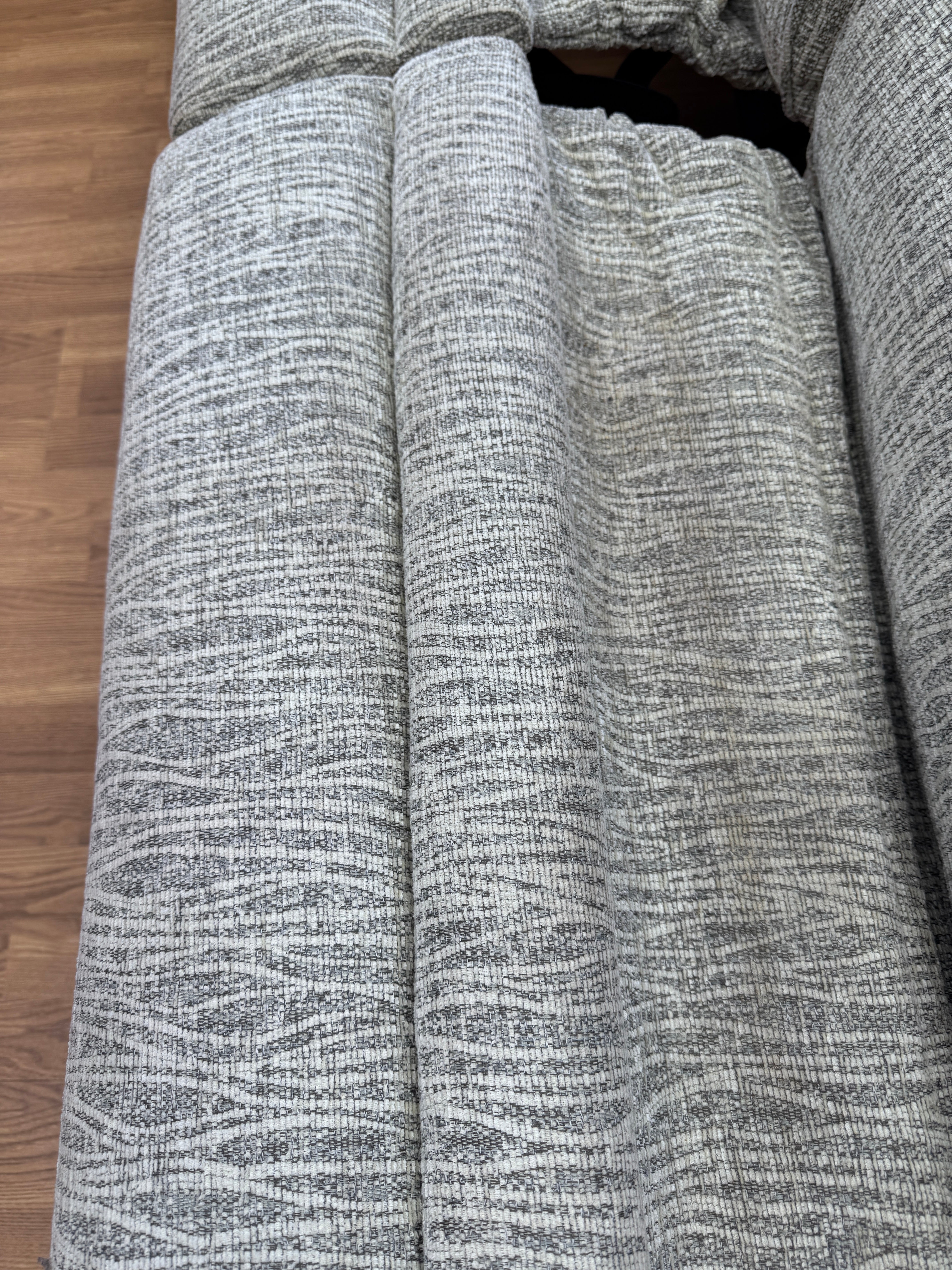 Parker Knoll Boston large 2 seater electric reclining split sofa in Cream mix fabric