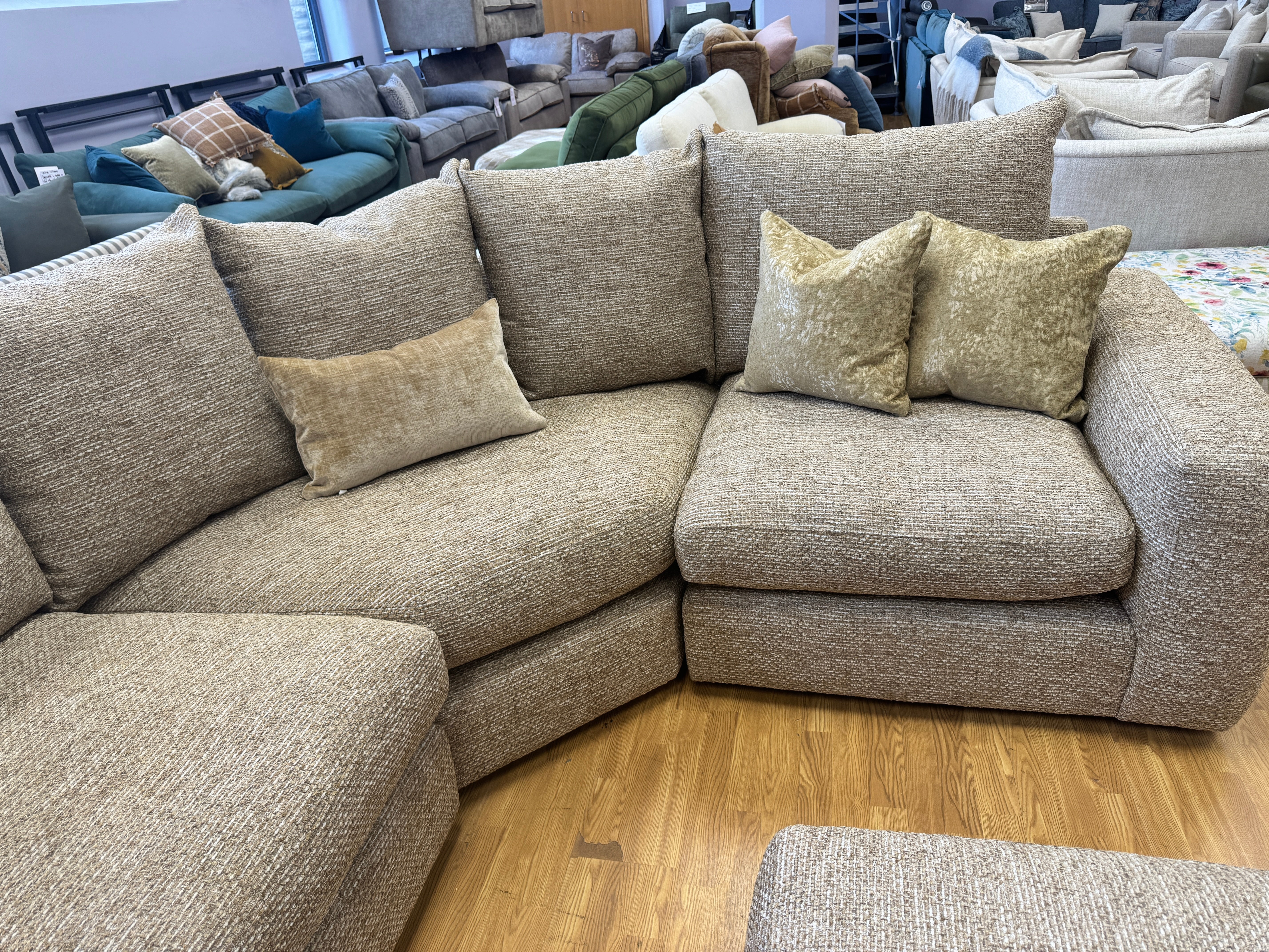 Pandora right facing 3 piece curved corner sofa & matching footstool