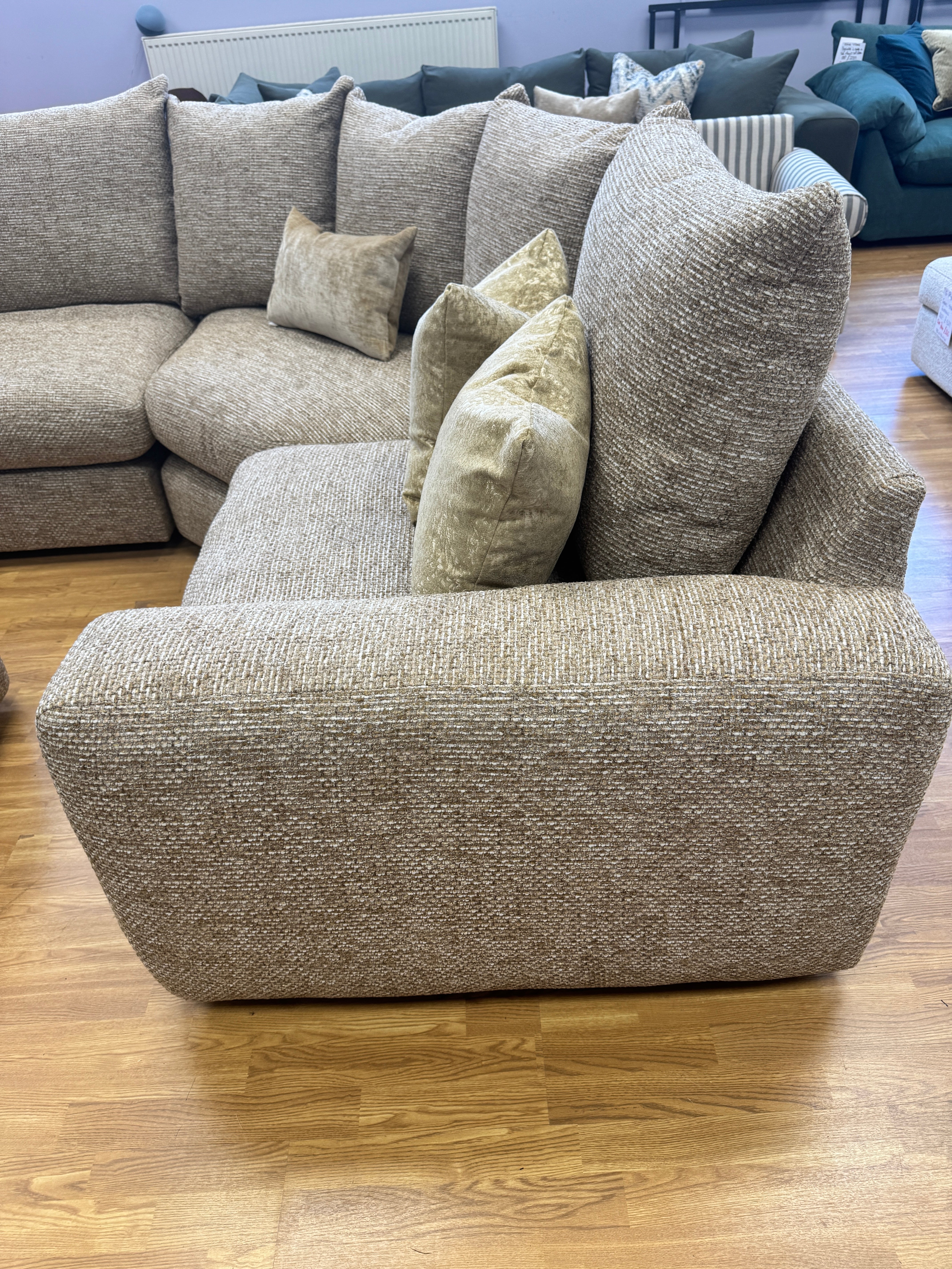 Pandora right facing 3 piece curved corner sofa & matching footstool