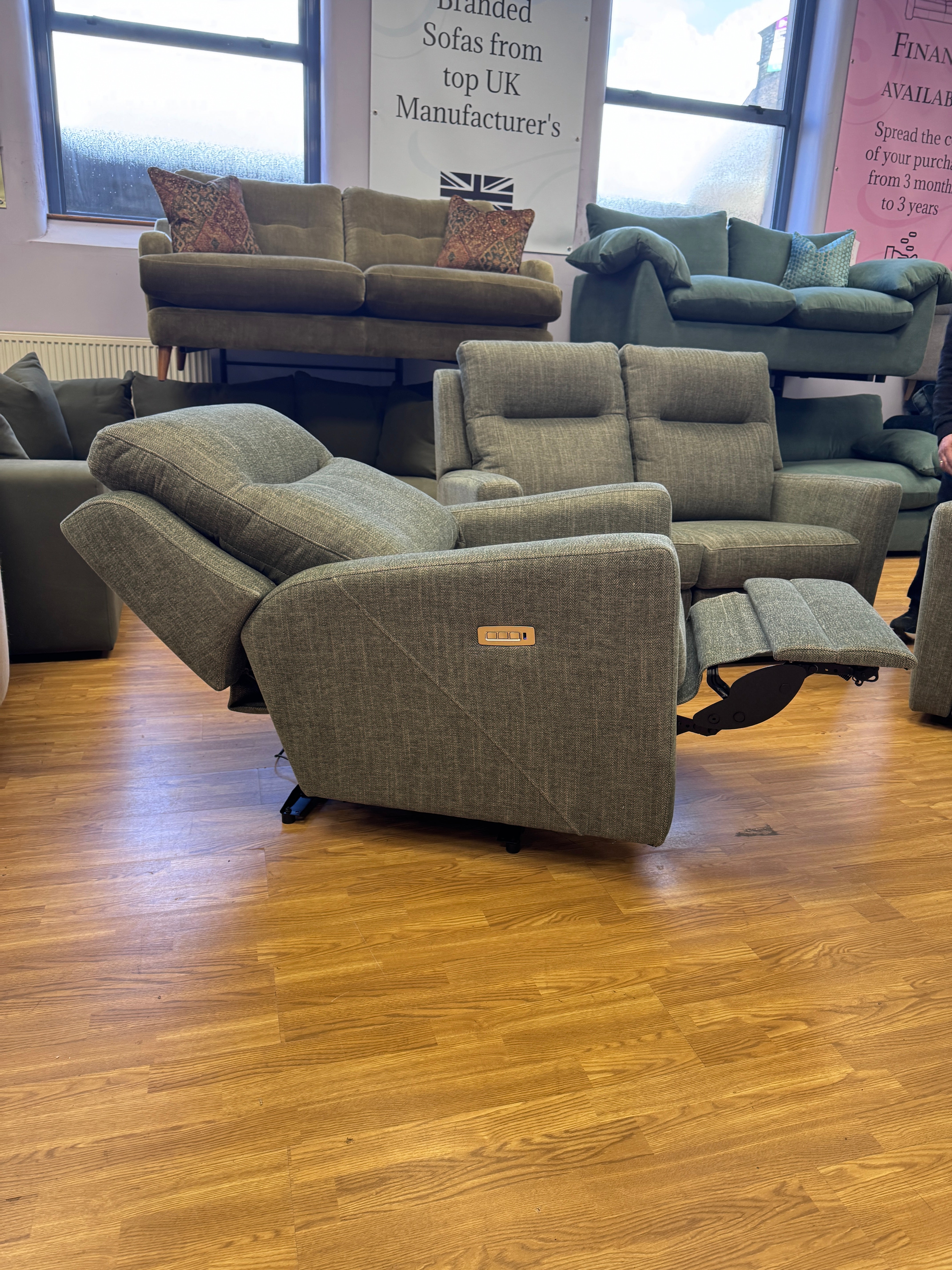 Parker Knoll Chicago electric reclining armchair with lumbar support in Green herringbone fabric