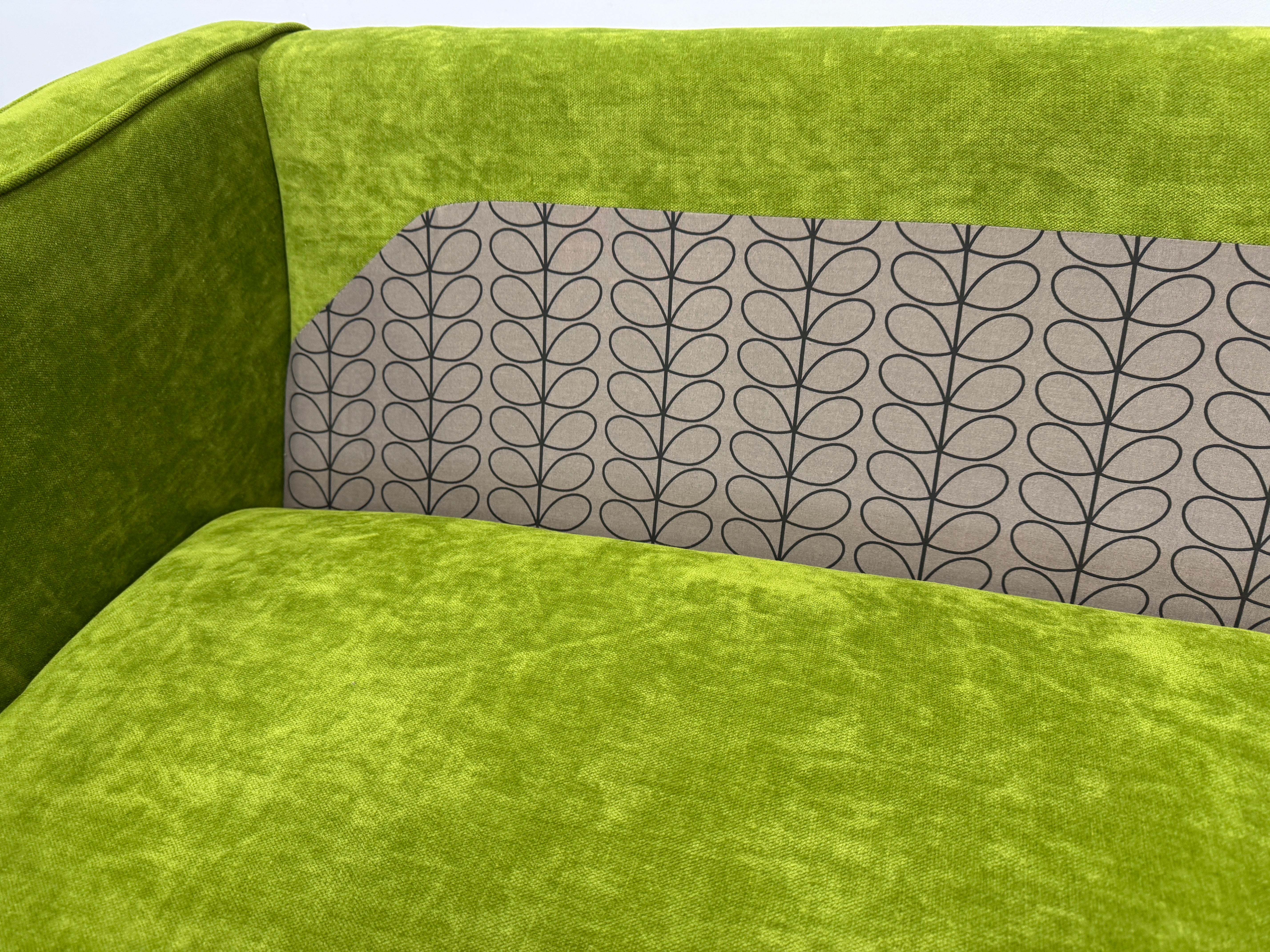 Orla Kiely Ebben large 4 seater bench back sofa in Seagrass green velvet