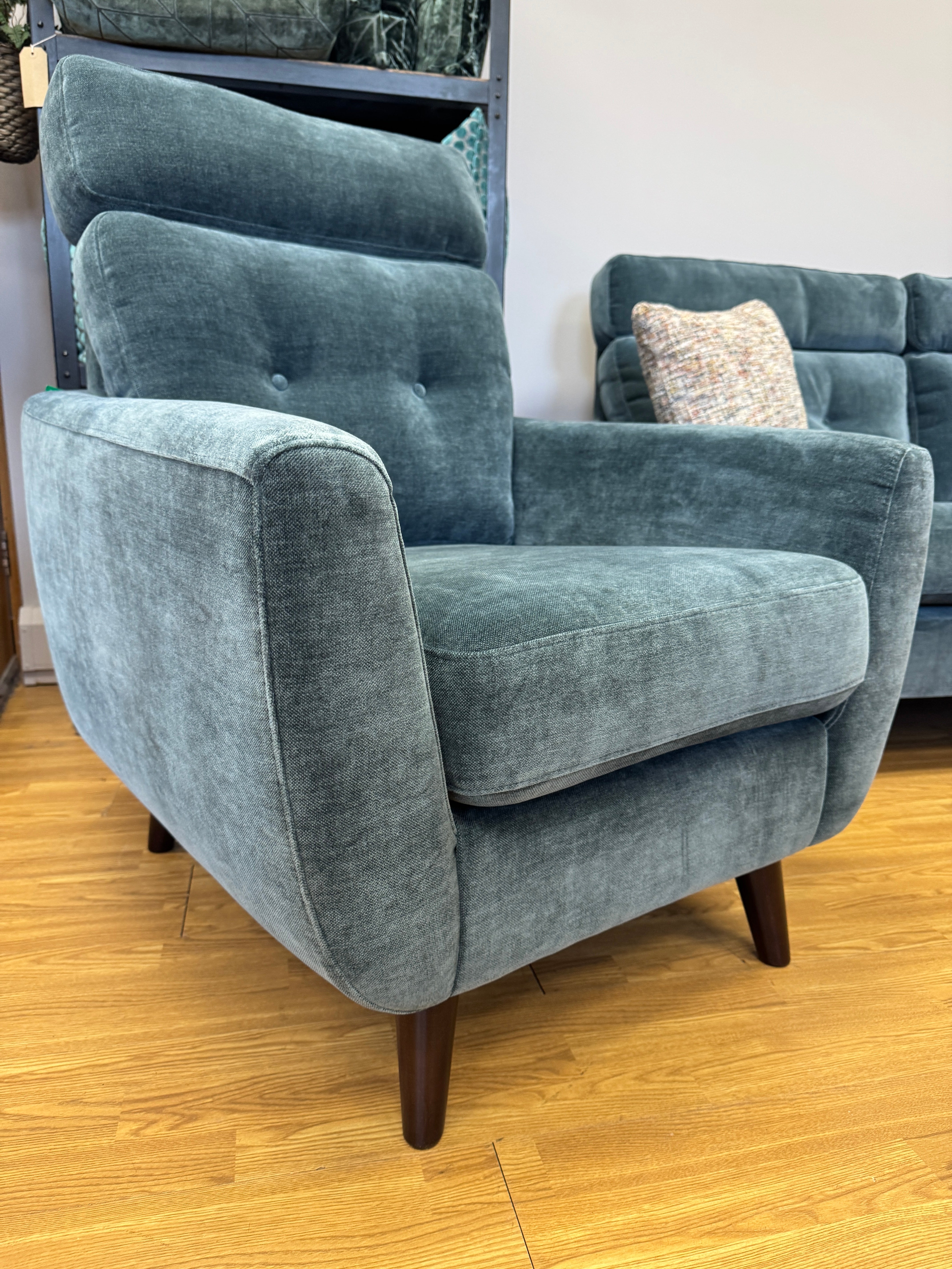 Sala high back Armchair