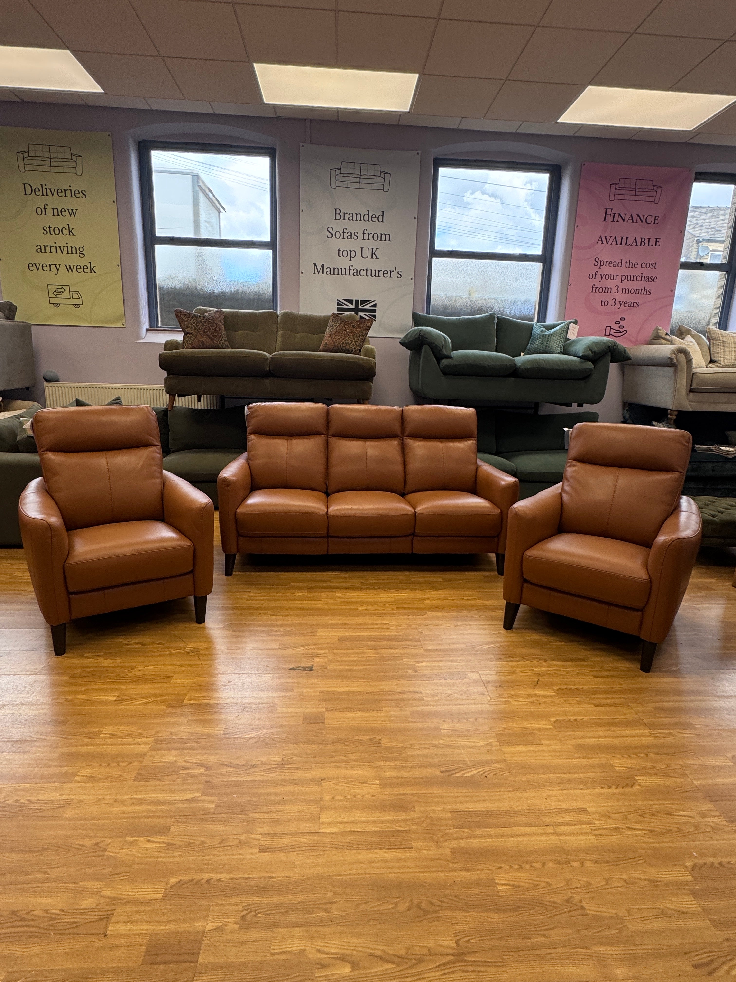 Contempo 3 seater electric reclining sofa in Pecan tan brown leather