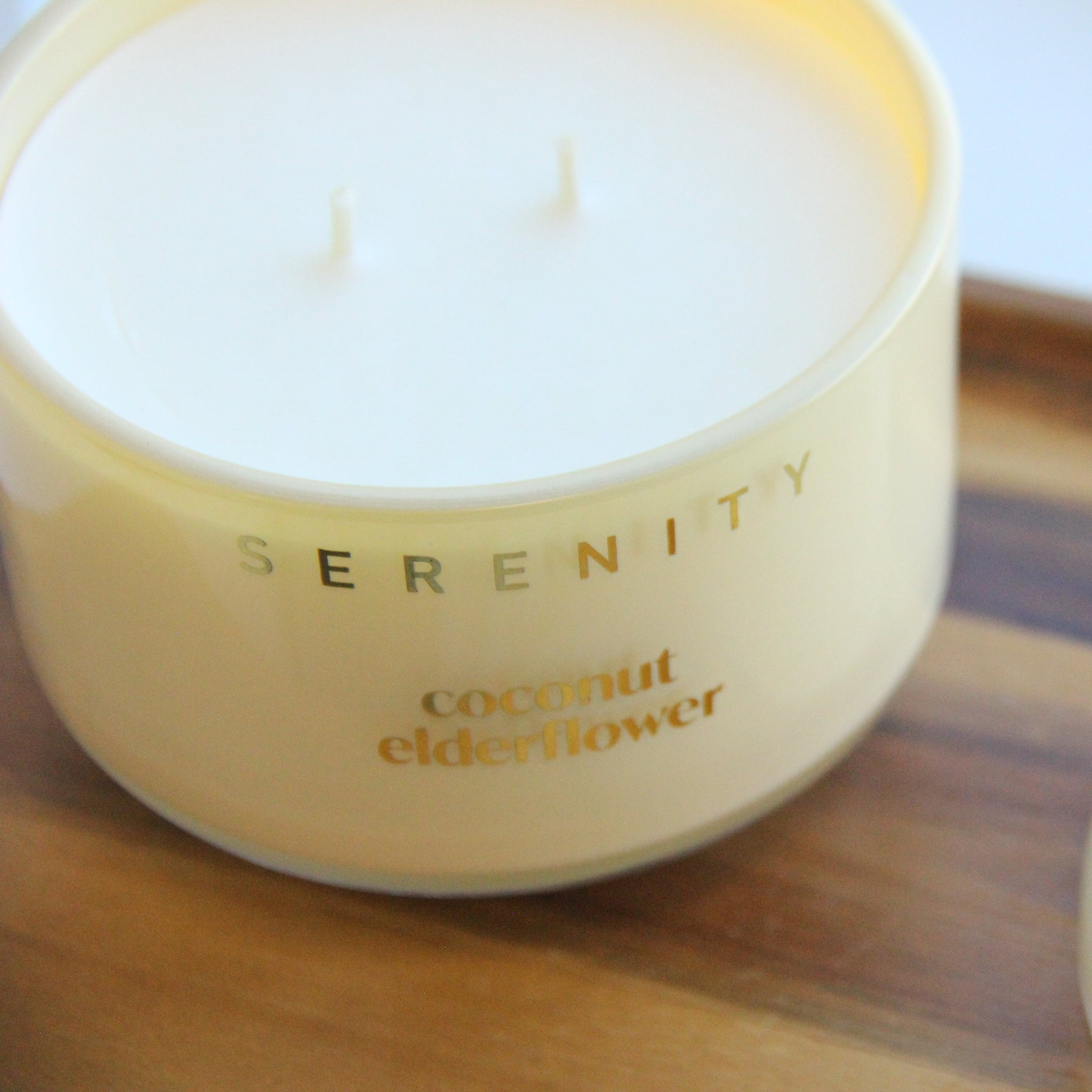 Vivid Coconut Elderflower 230g Candle