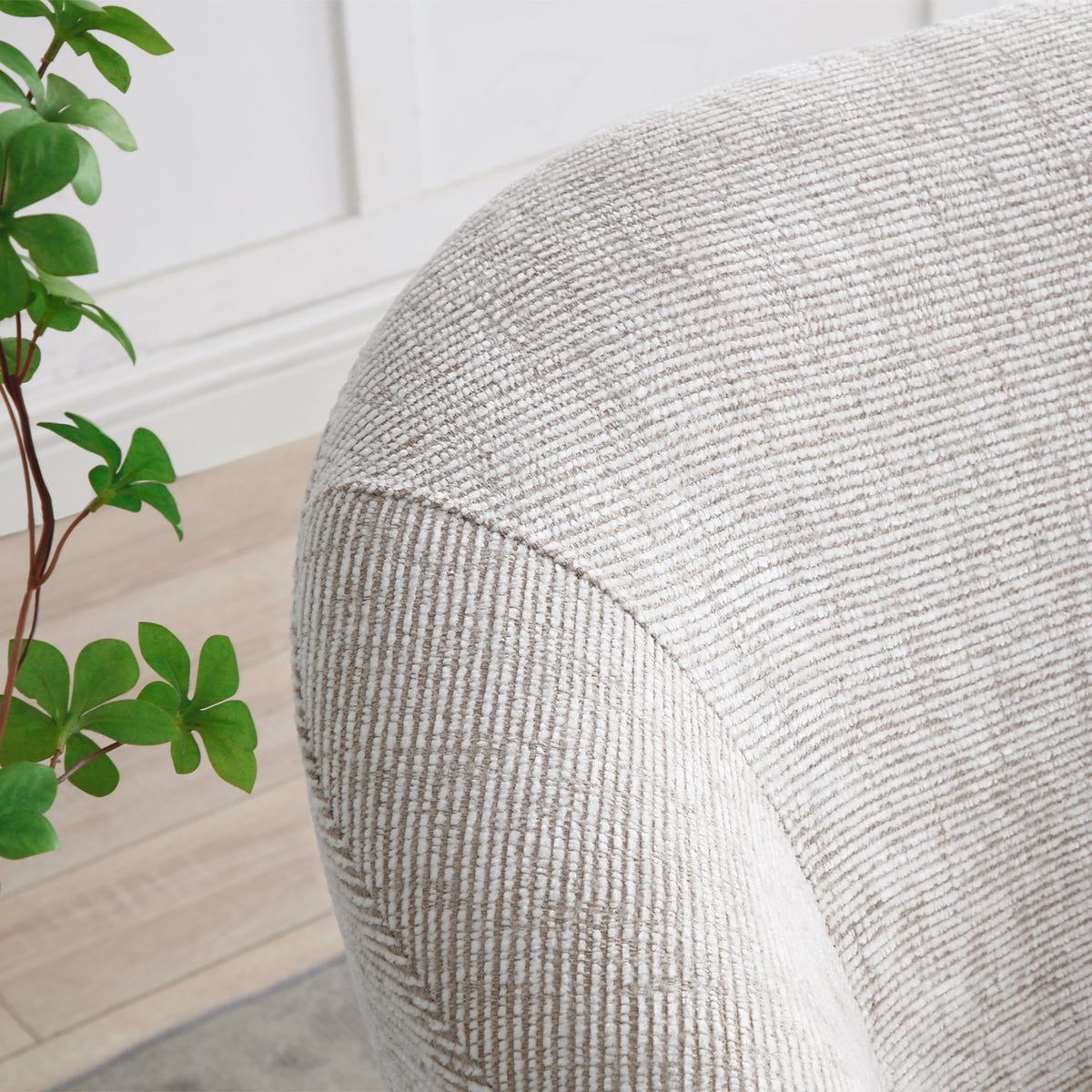 Ella tub chair