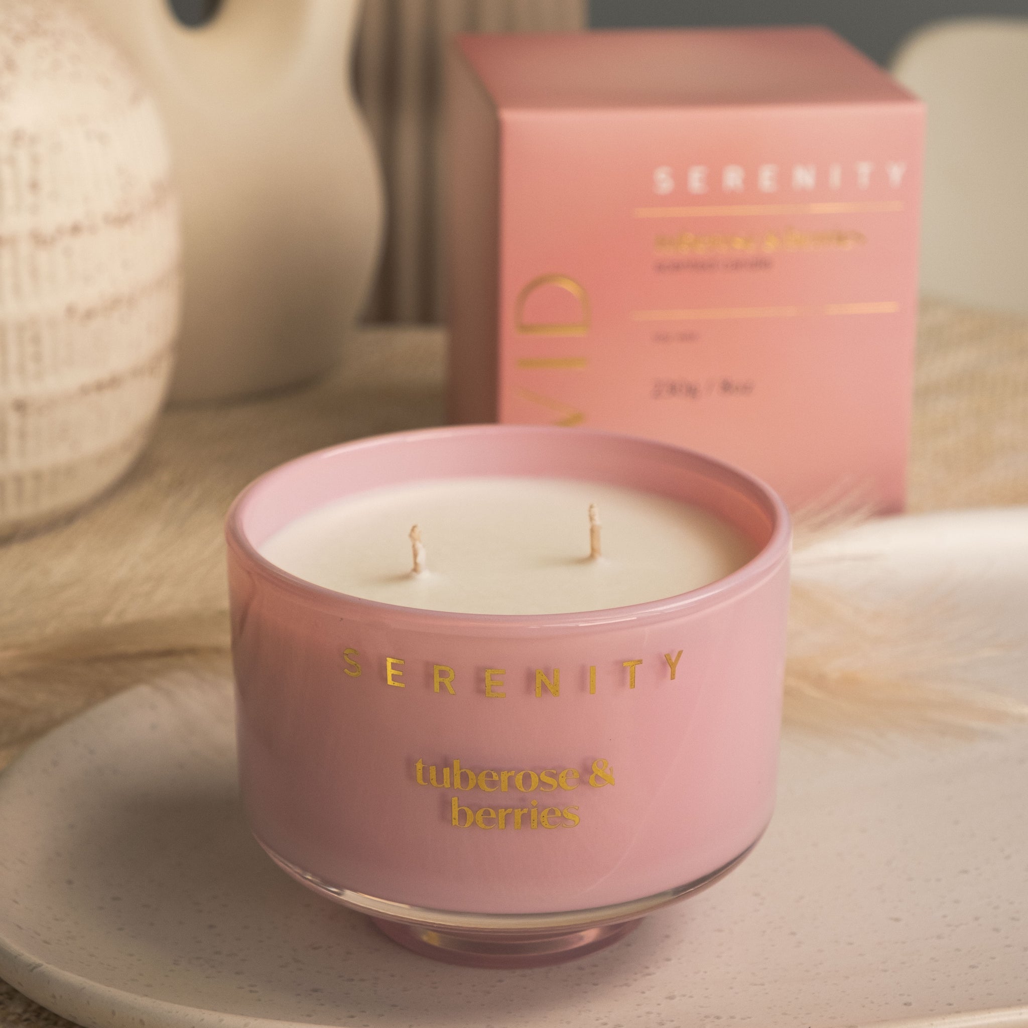 Vivid Tuberose & Berries 230g Candle