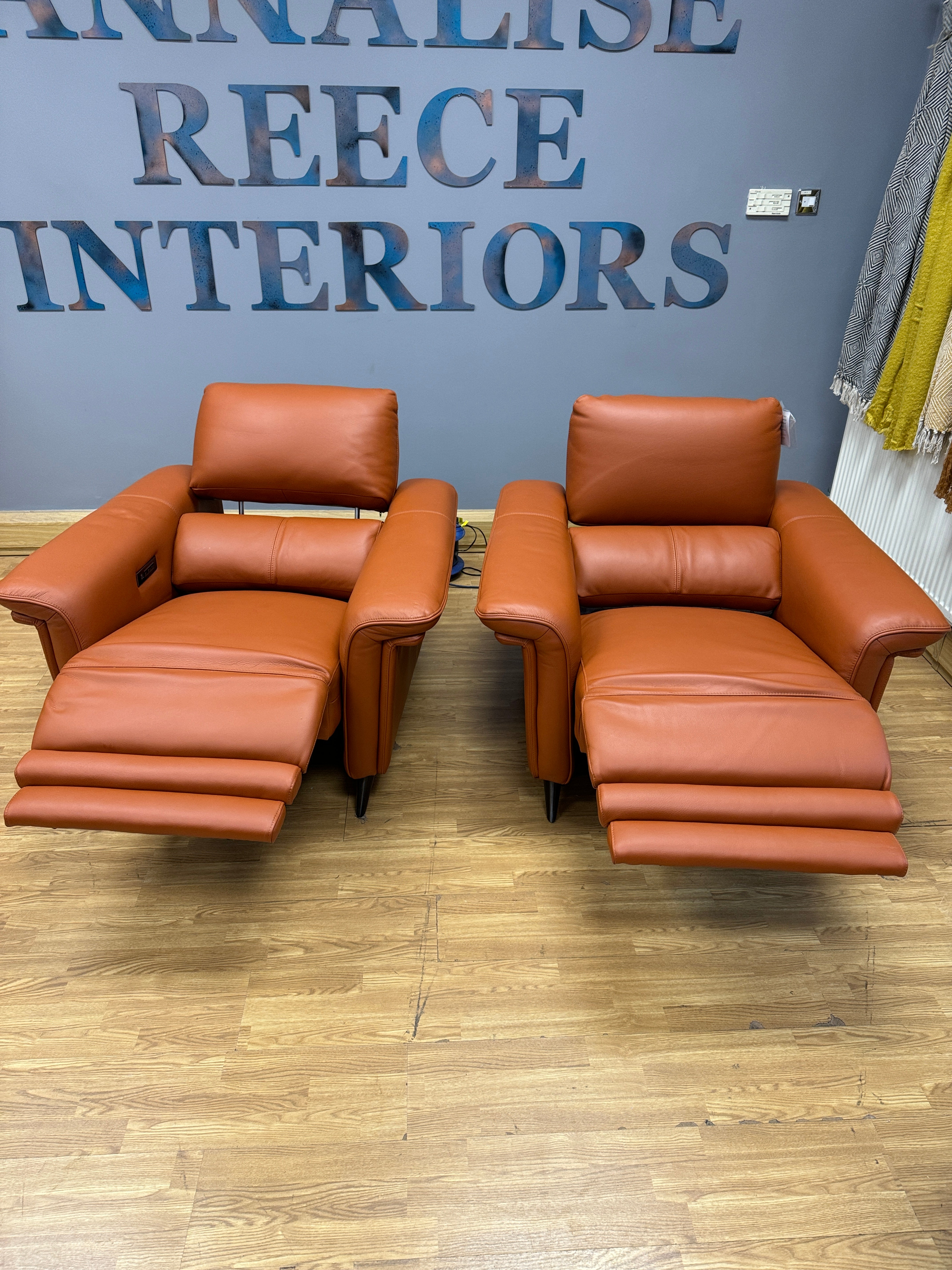 Domicil Huxley 2 seater electric reclining sofa & pair of matching reclining armchairs RRP £8585