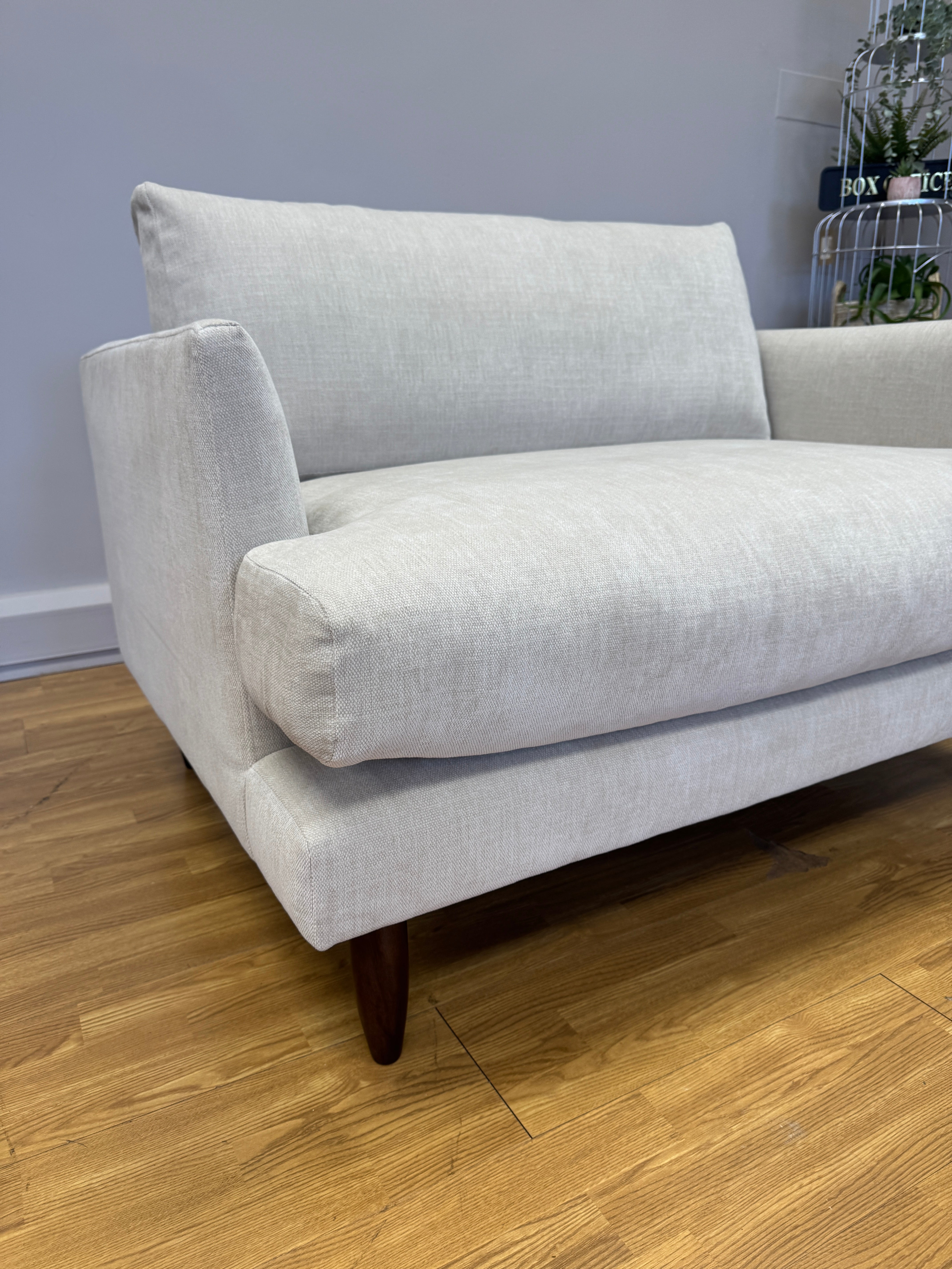 Sofology designer loveseat in natural skinny cotton fabric