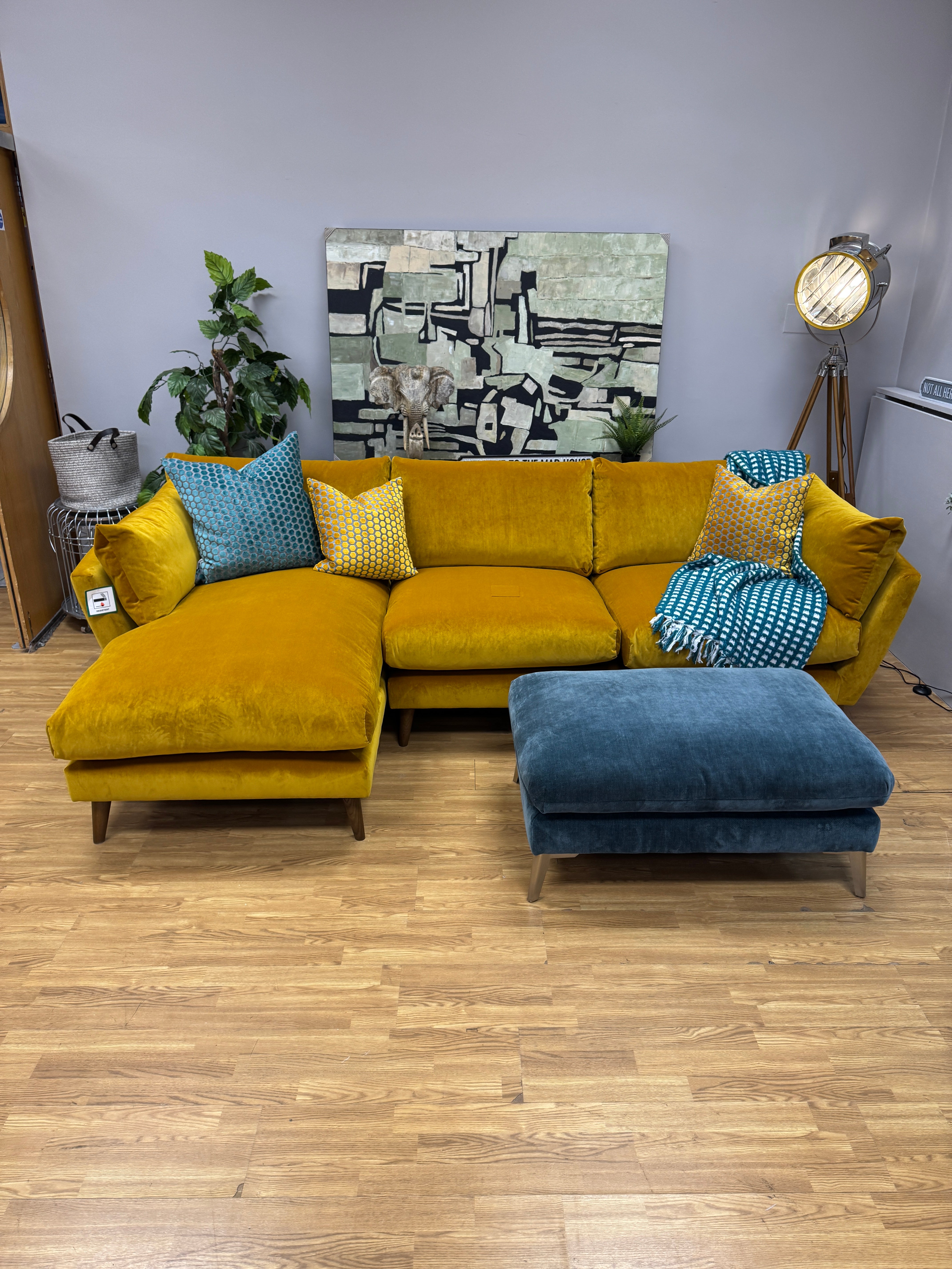 Loaf Groover left facing 2 piece chaise sofa in Butterscotch clever ve