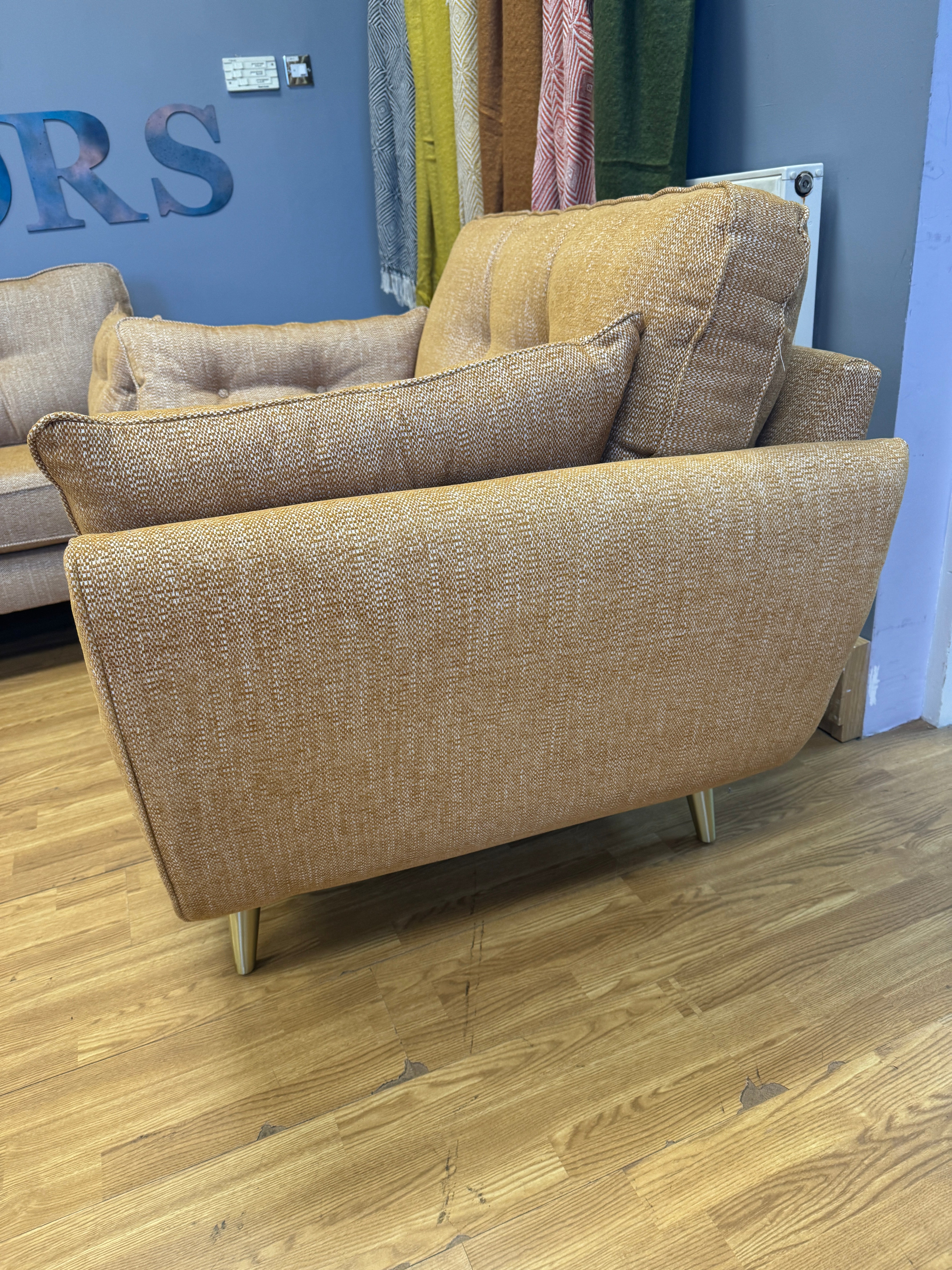 Zinc loveseat in Touch mustard mix weave