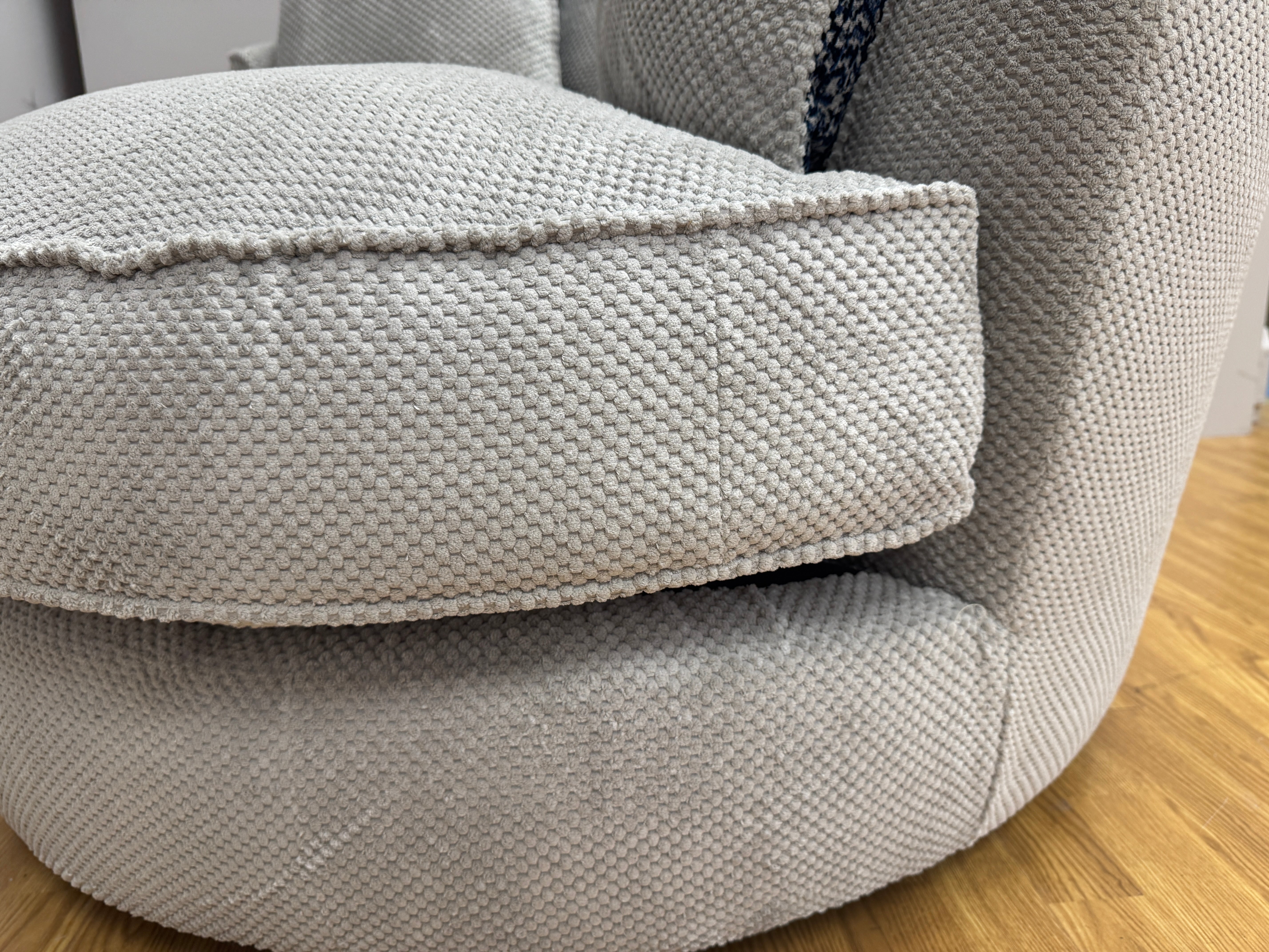 Bloom round loveseat with swivel base in Aero Silver bubble fabric