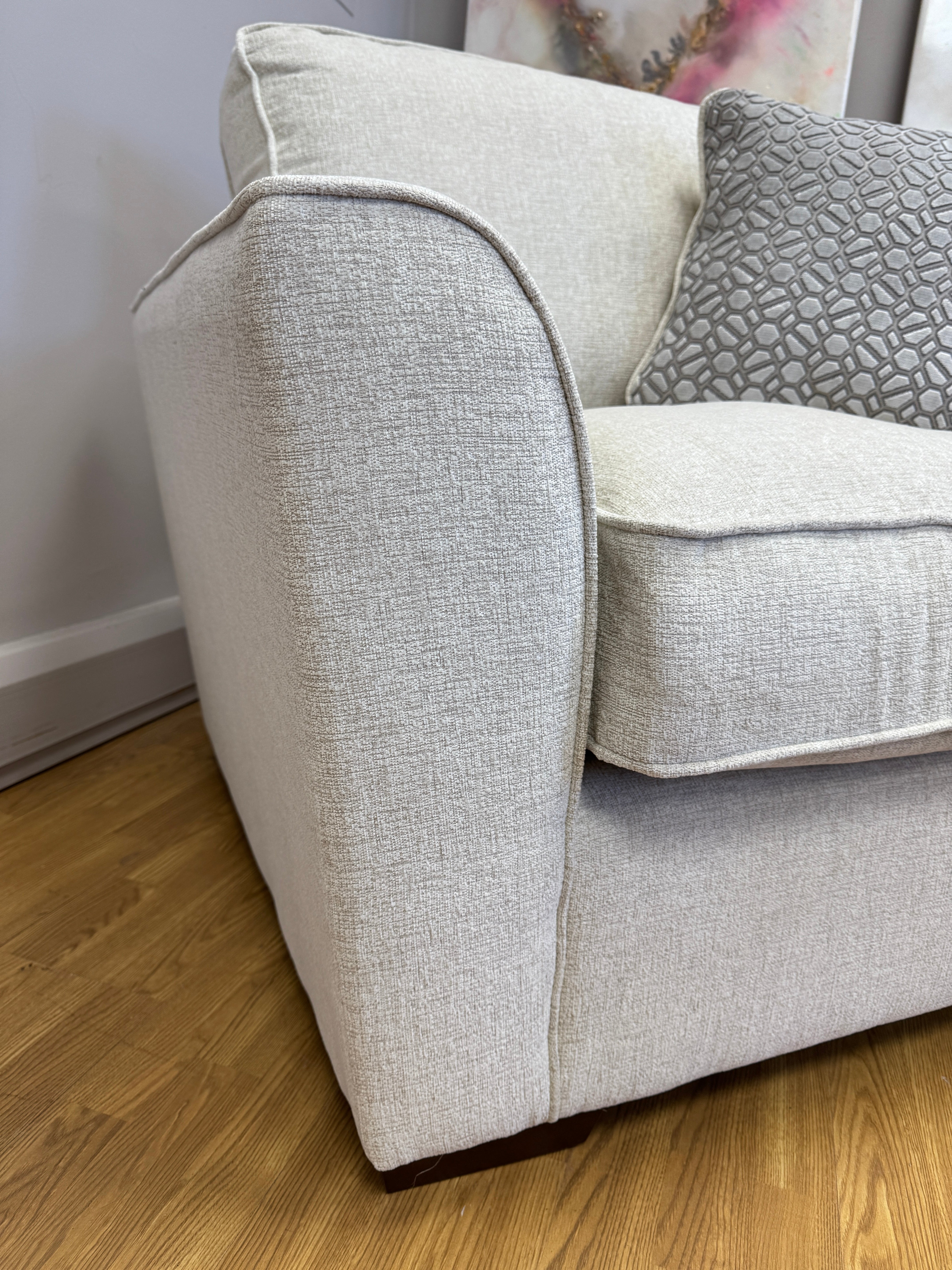 Fantasia  Armchair in Lassie Linen fabric