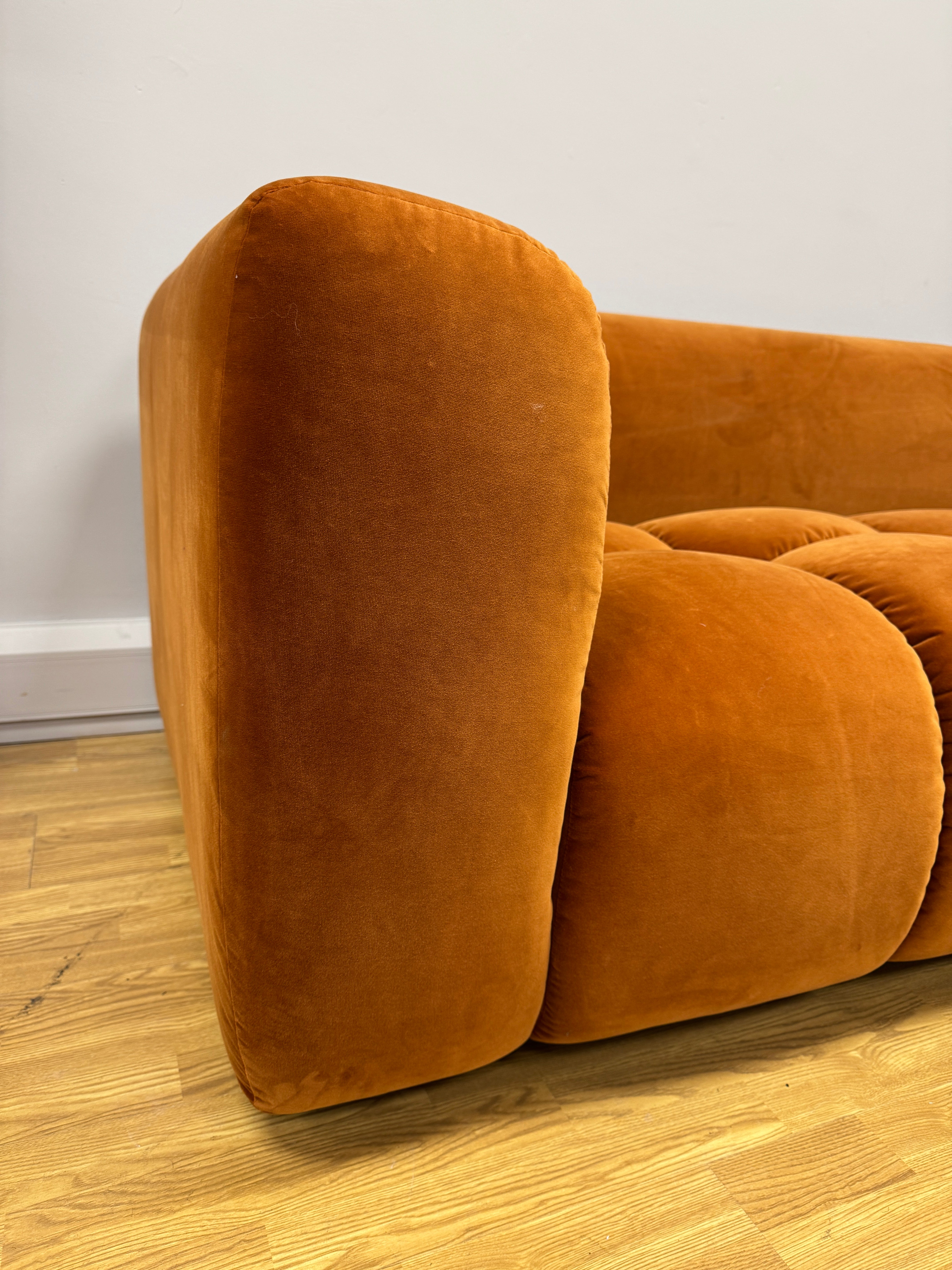 Reef bubble style 2 seater sofa in Marmalade orange velvet