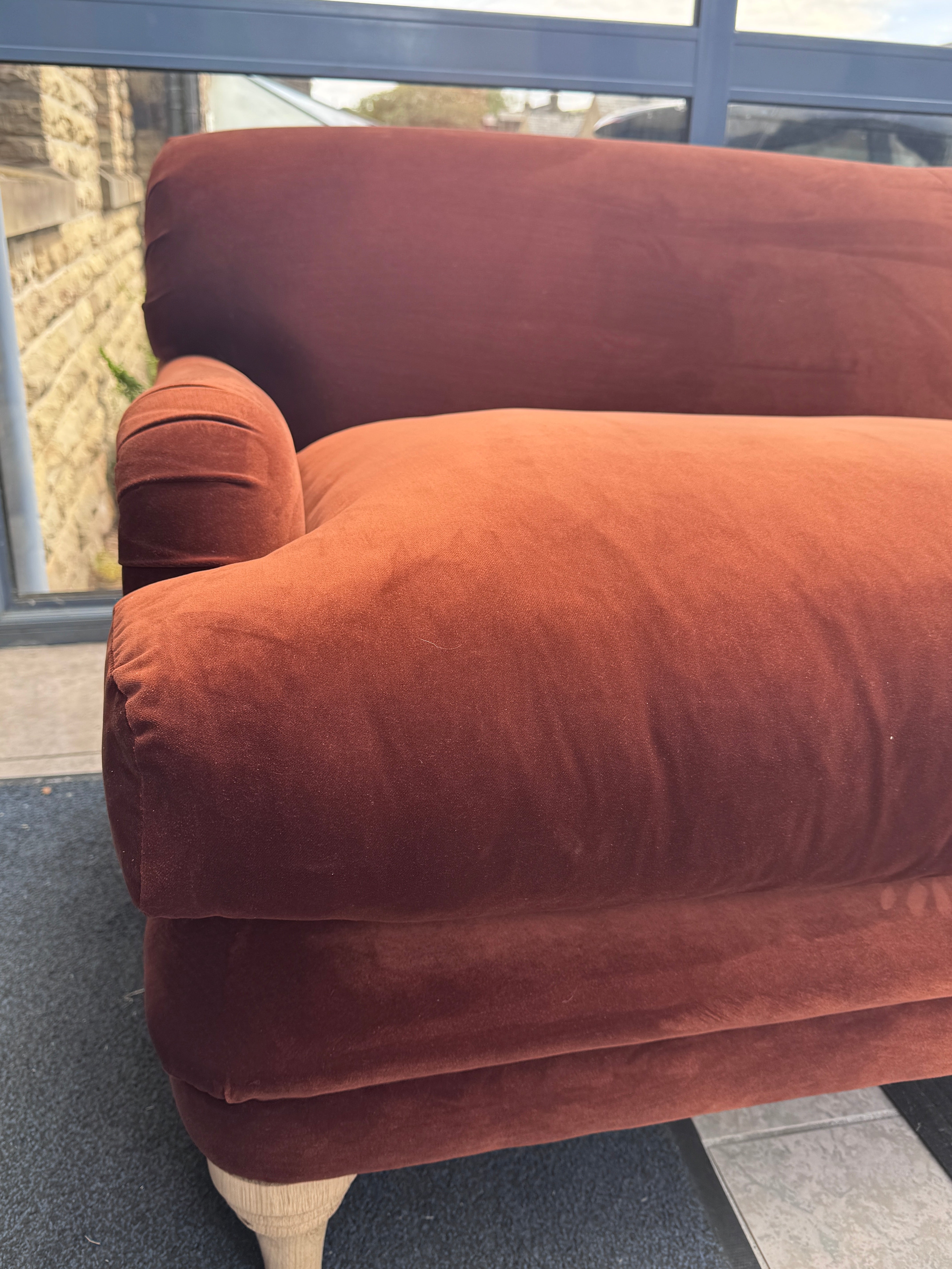 Pudding large sprung back 3 seater sofa in Marmalade clever velvet