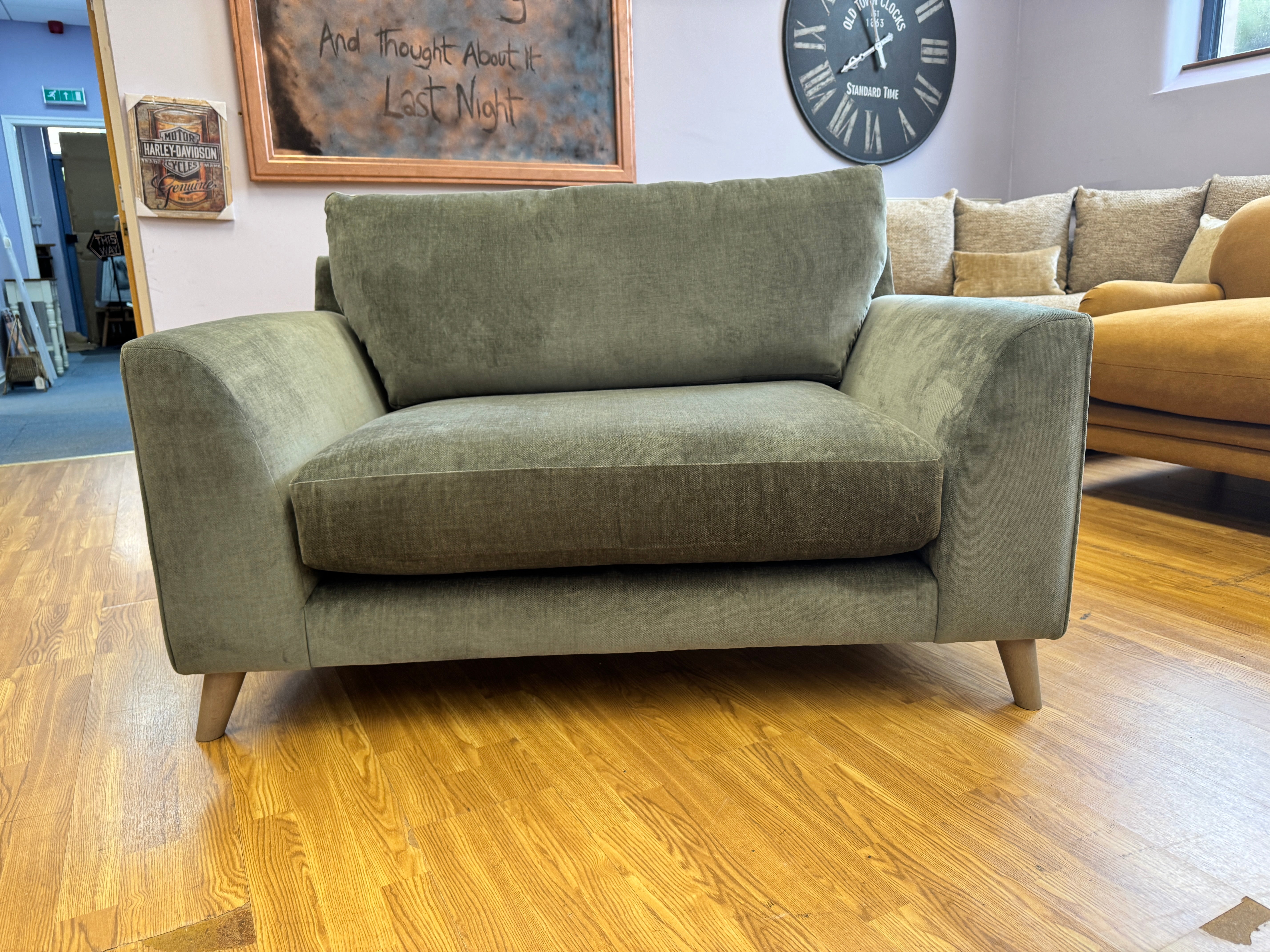 Tovi Loveseat in Spruce Green/Grey velvet
