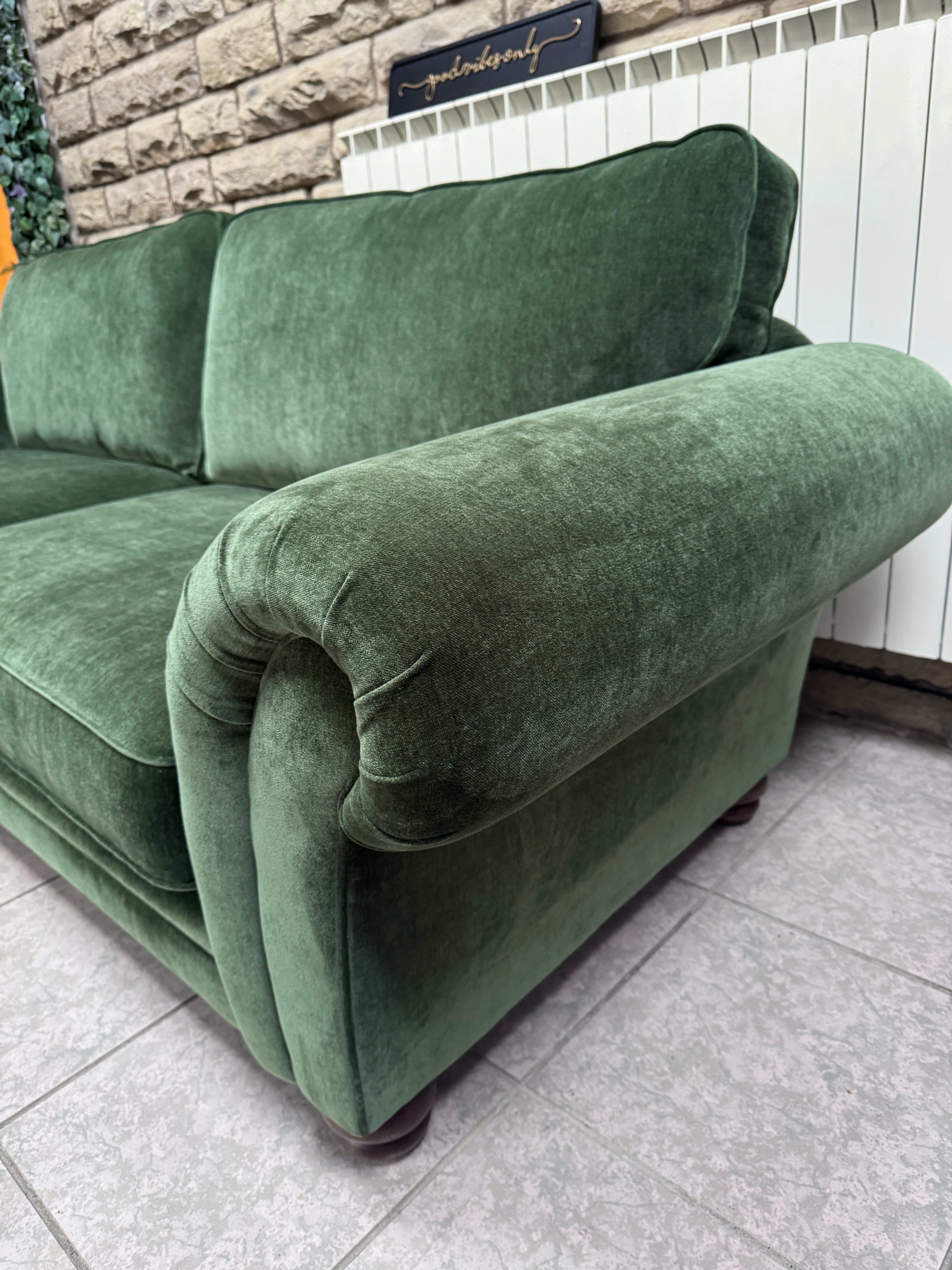 Cotswold XL 4 seater split sofa in Forest green velvet fabric