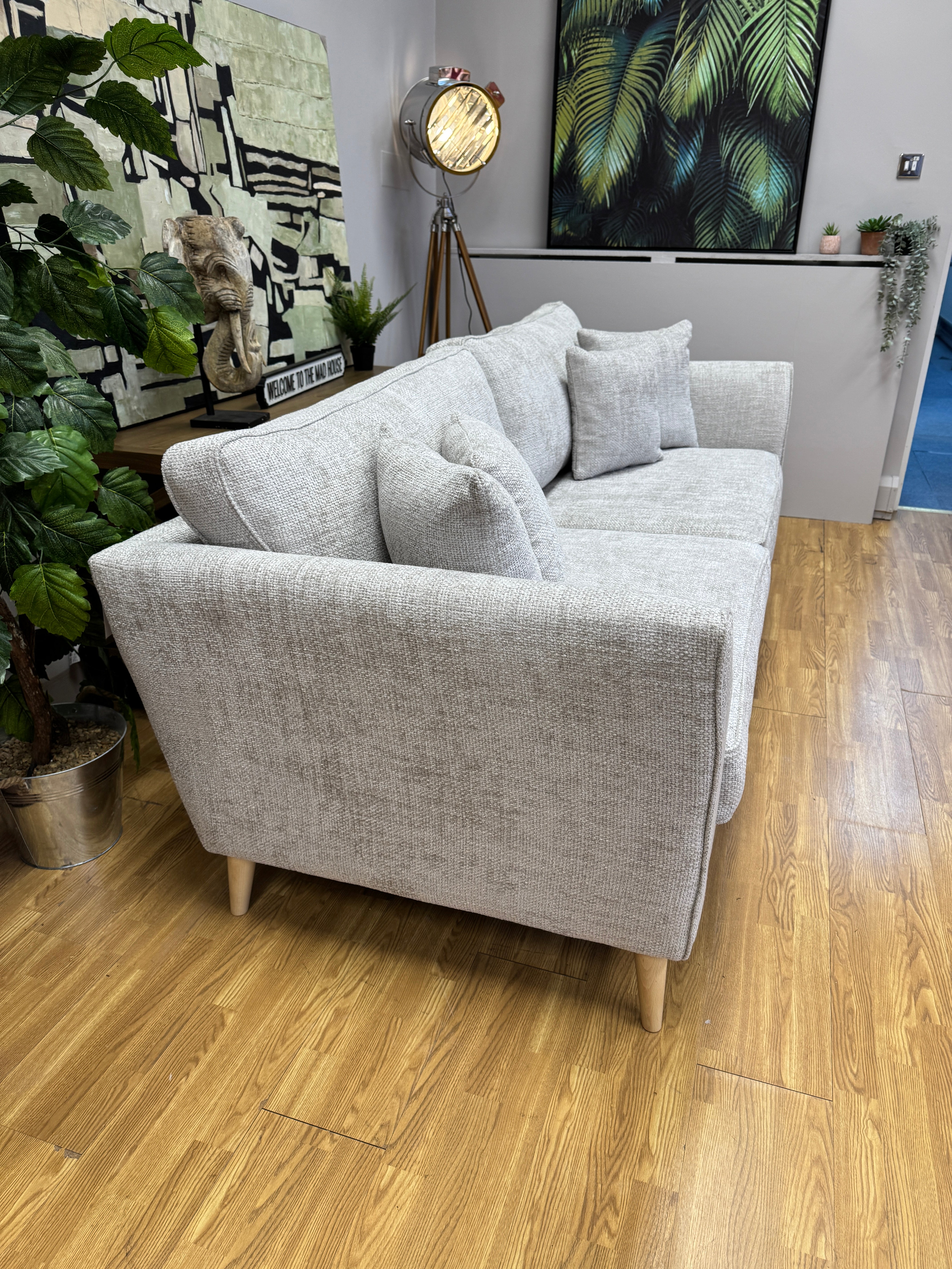 Canterbury 4 seater sofa in Tabby Humice chenille cross weave