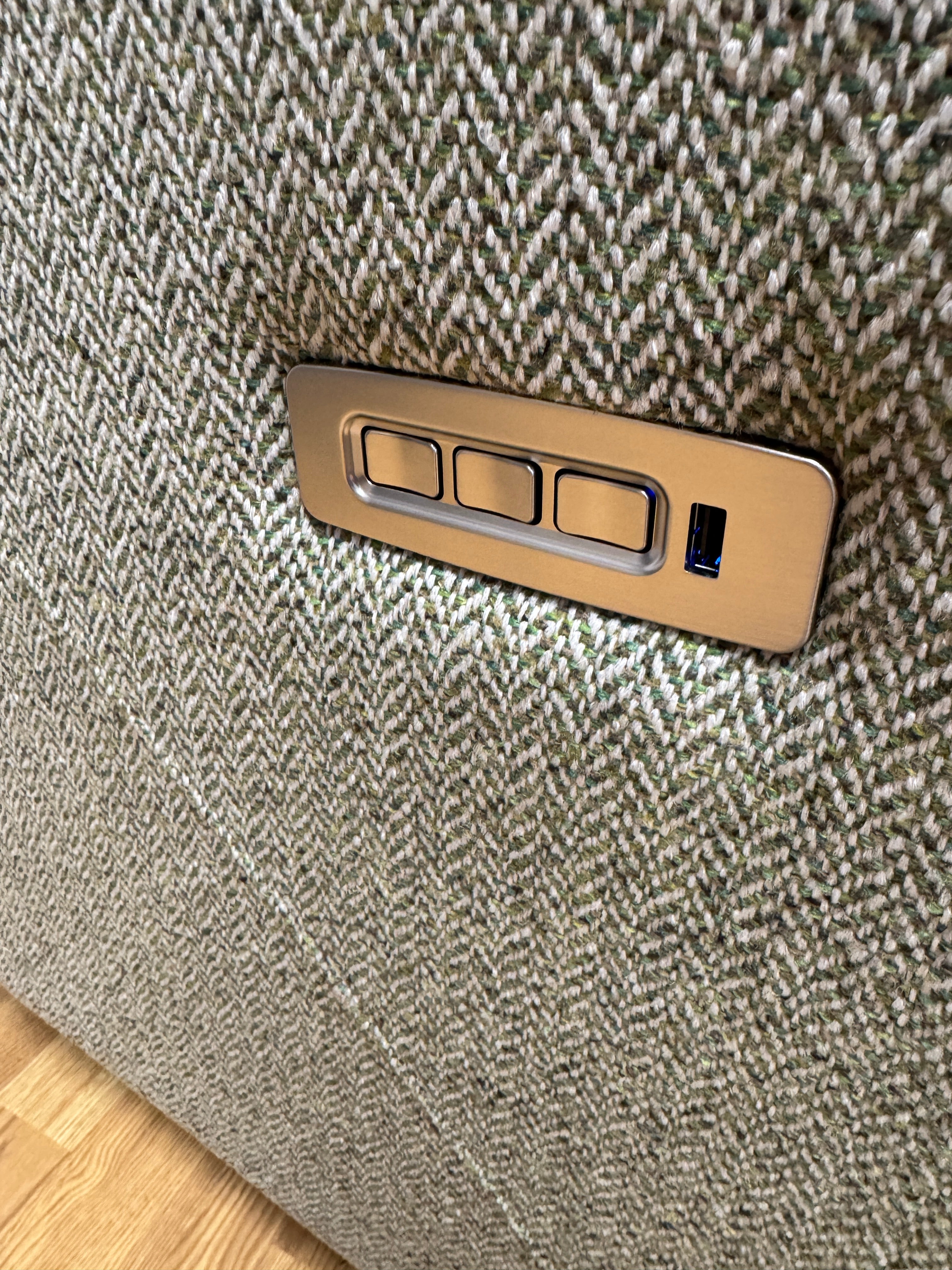 Parker Knoll Chicago large 2 seater electric reclining with lumbar support sofa in Contour green herringbone fabric