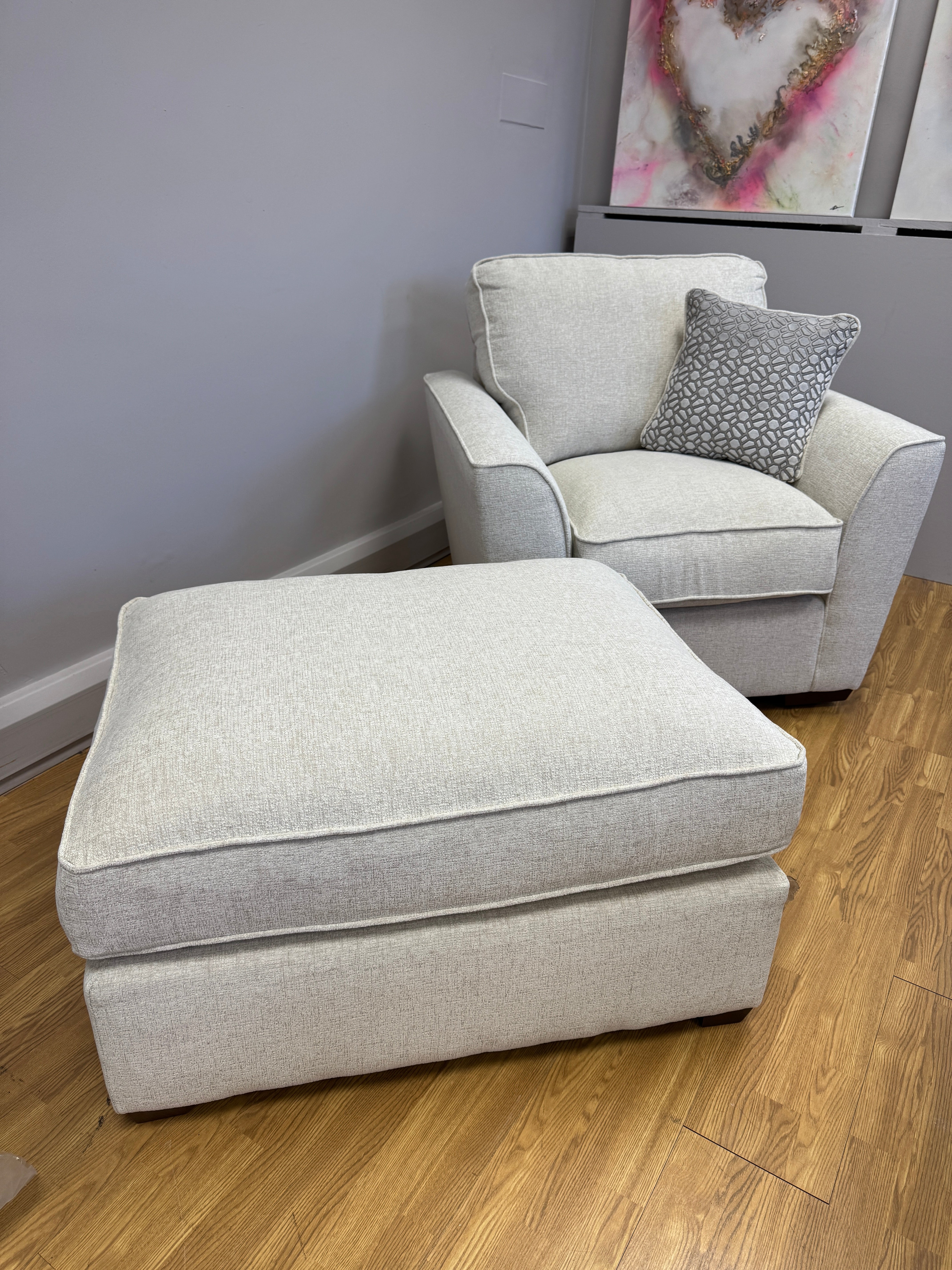 Fantasia  Armchair in Lassie Linen fabric