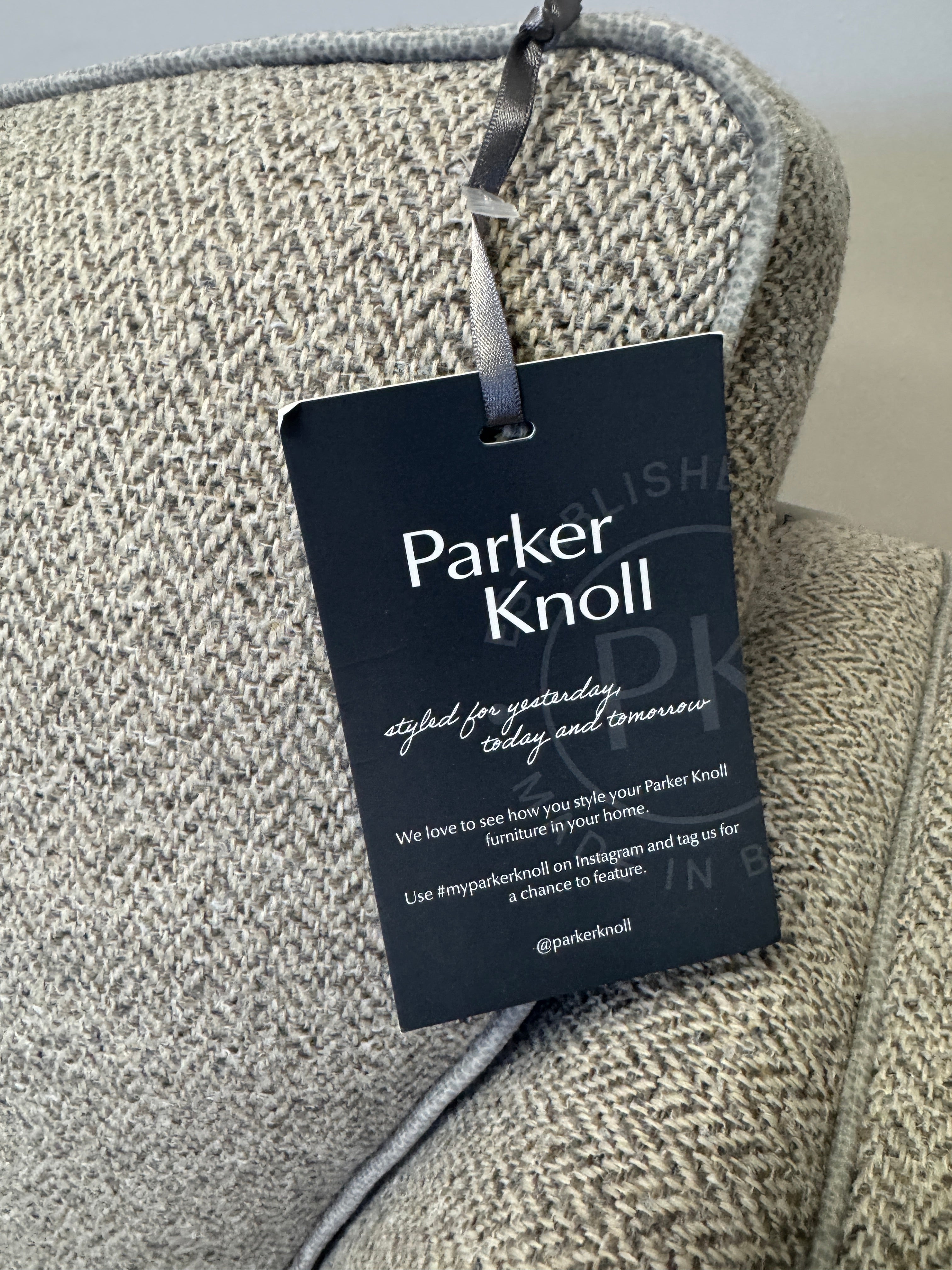 Parker Knoll Harlow 2 seater standard back sofa in Contour Smoke tweed fabric