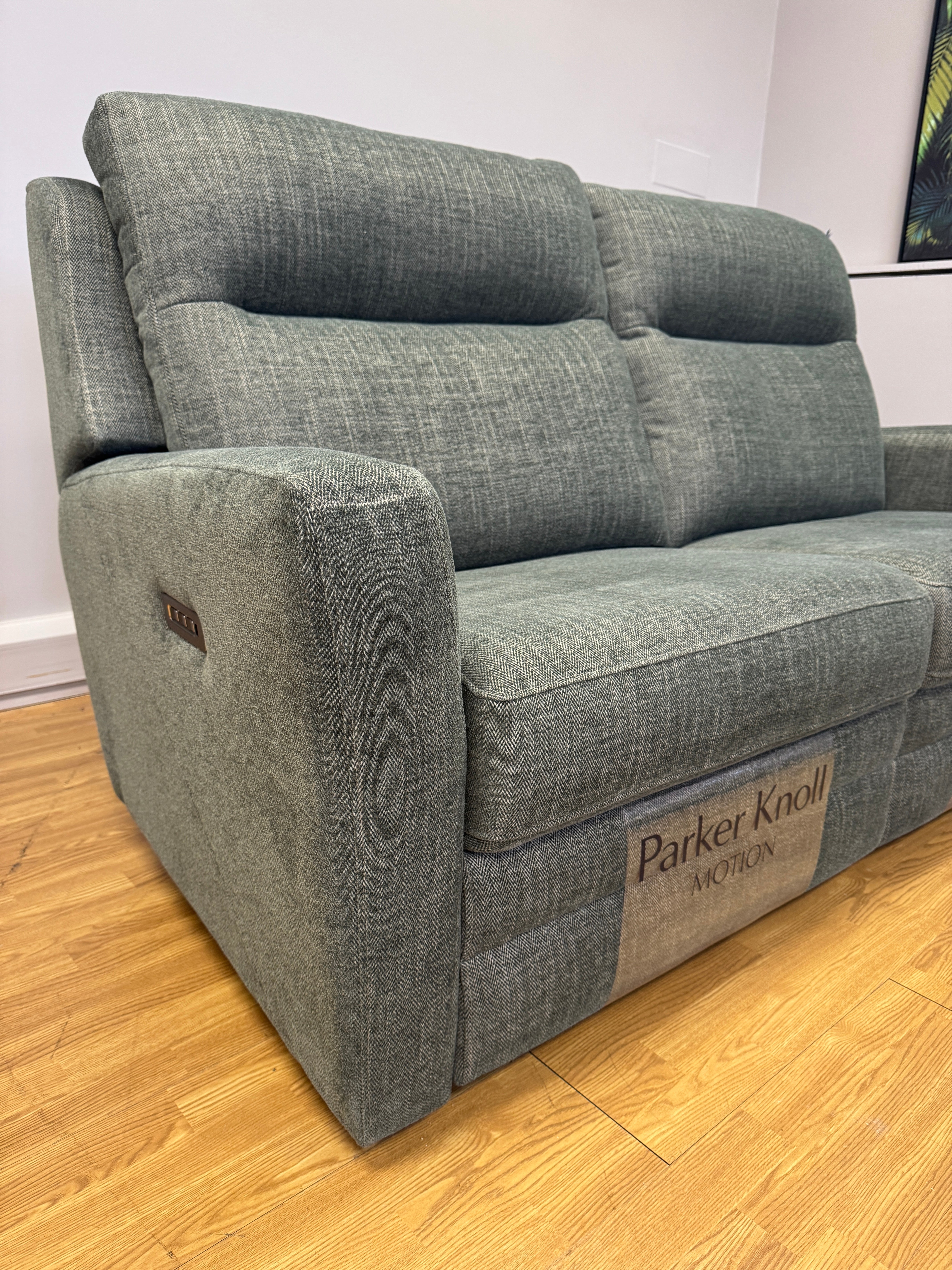 Parker Knoll Chicago split 3 seater electric reclining sofa with lumbar support in Green herringbone fabric