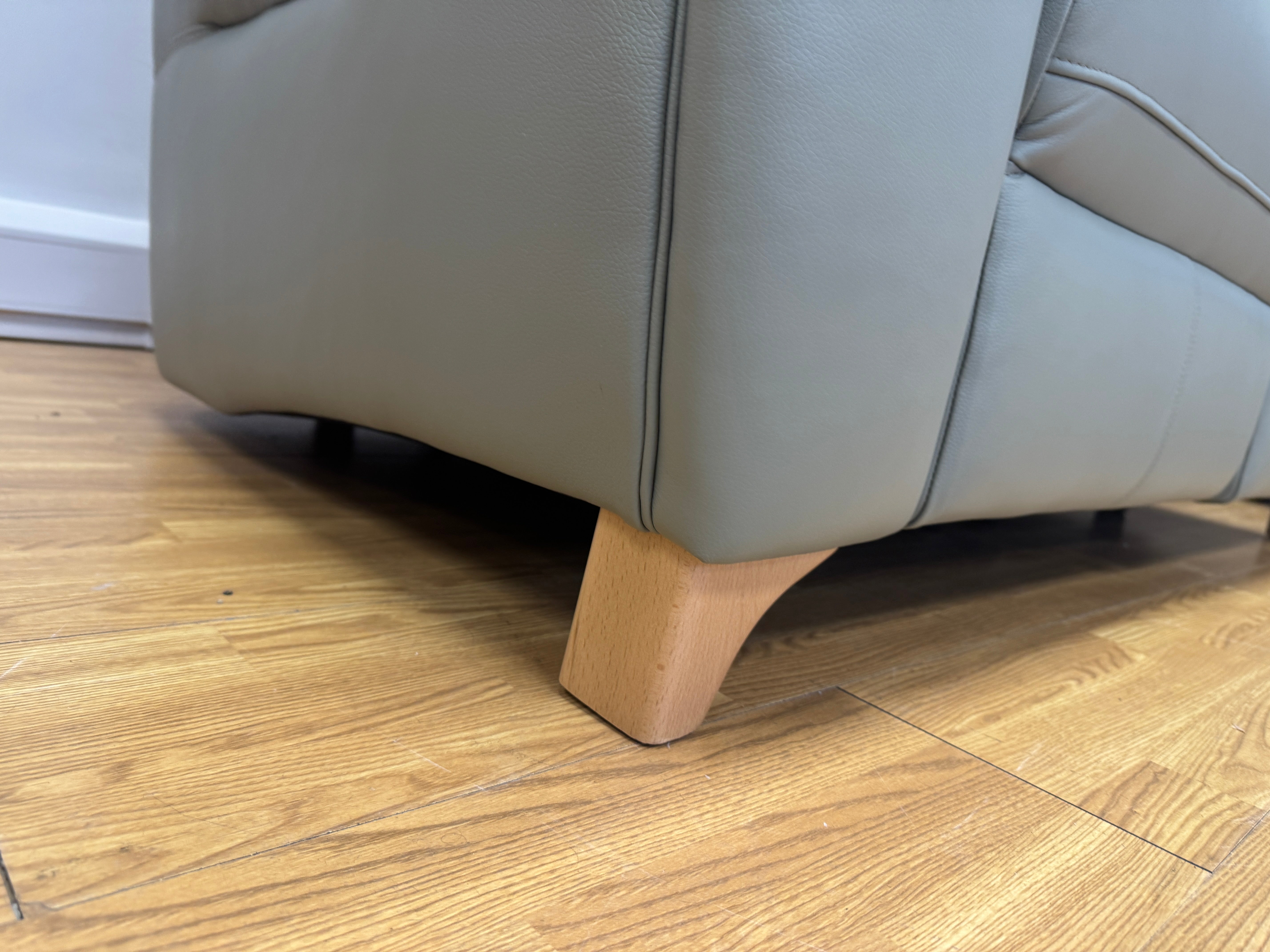 G Plan Monza 2 seater electric reclining sofa in Cambridge Olive/Grey leather