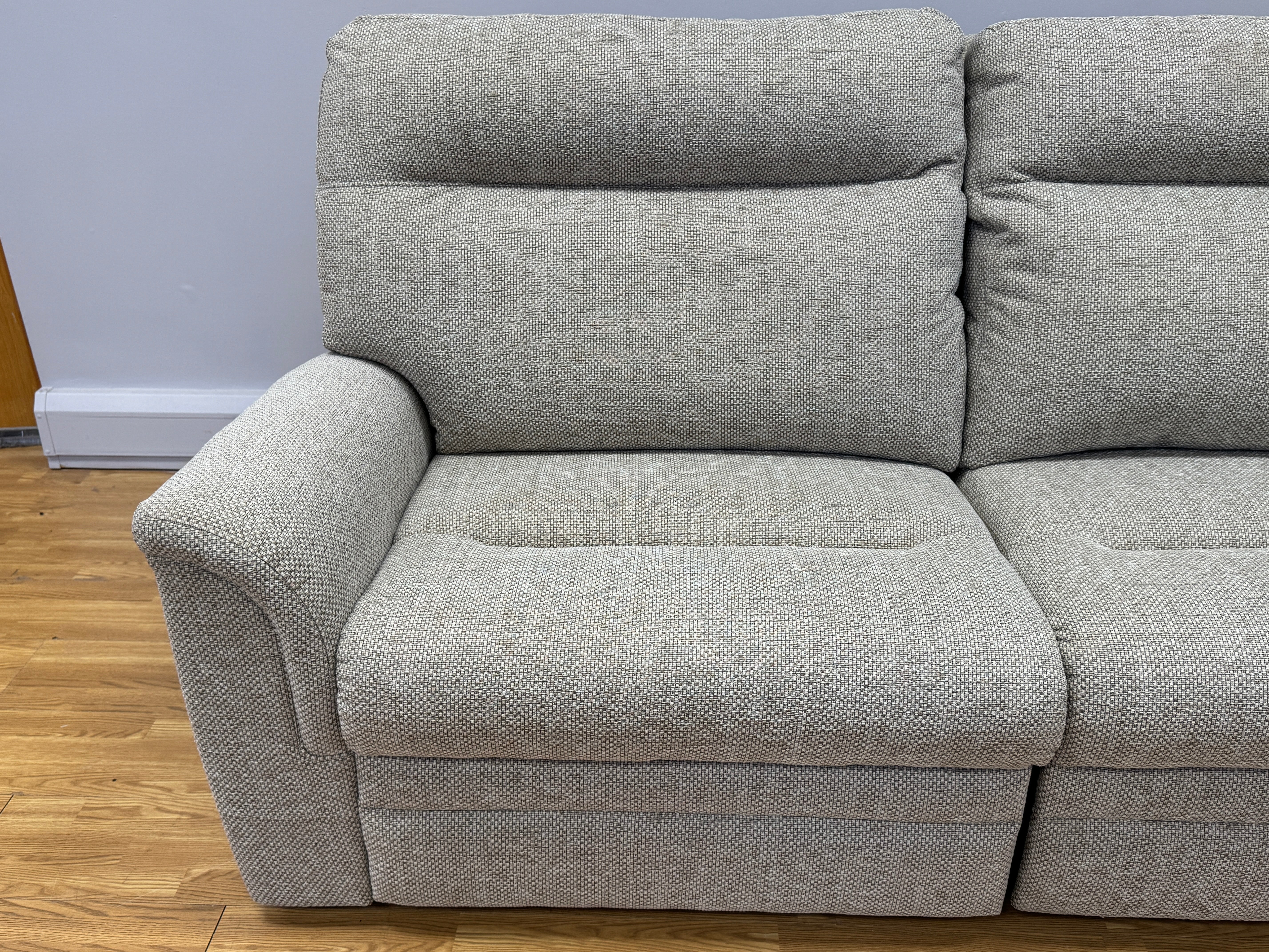 Parker Knoll Hudson large 2 seater electric reclining sofa in natural mix fabric