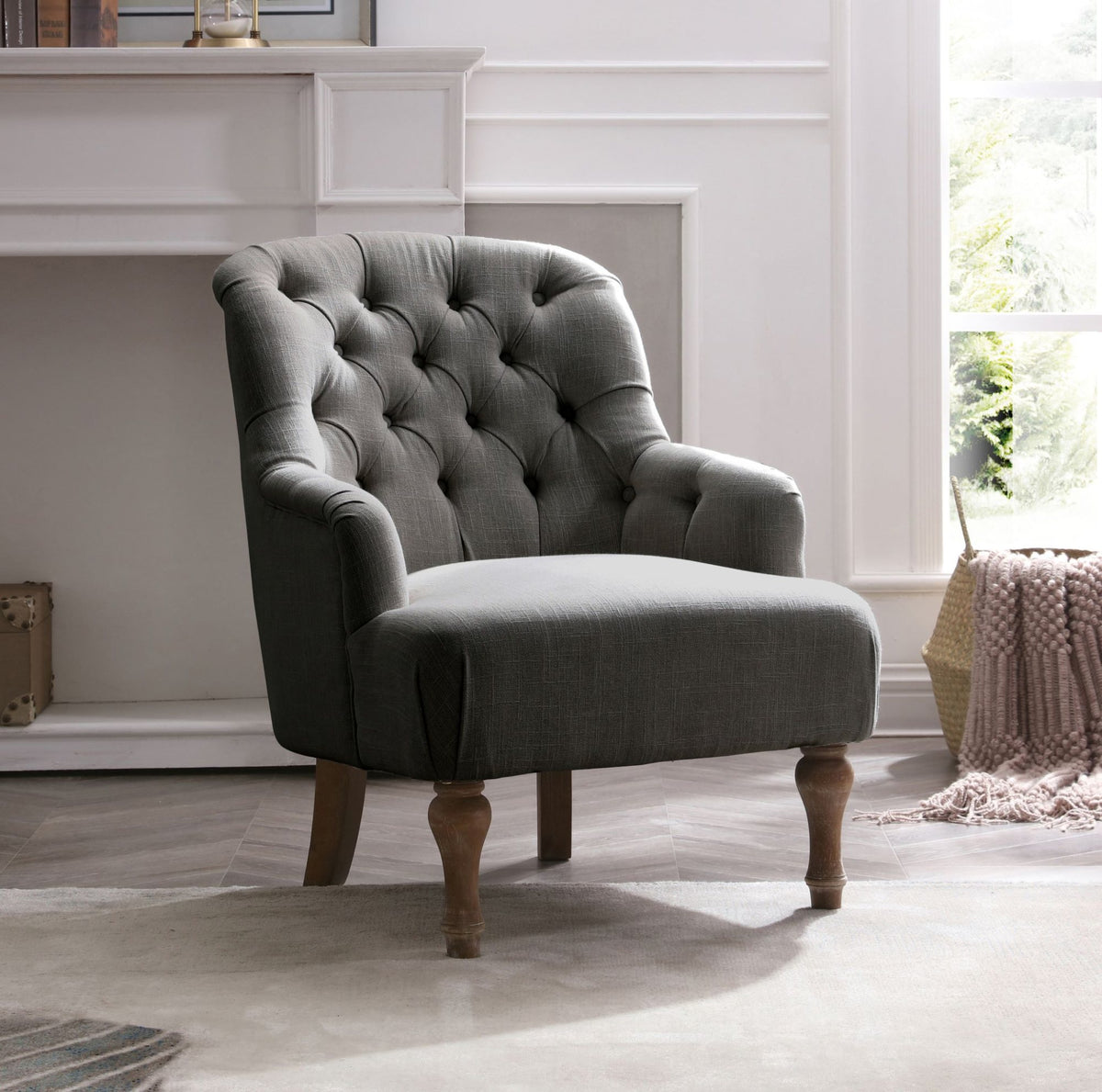 Bianca button back accent chair