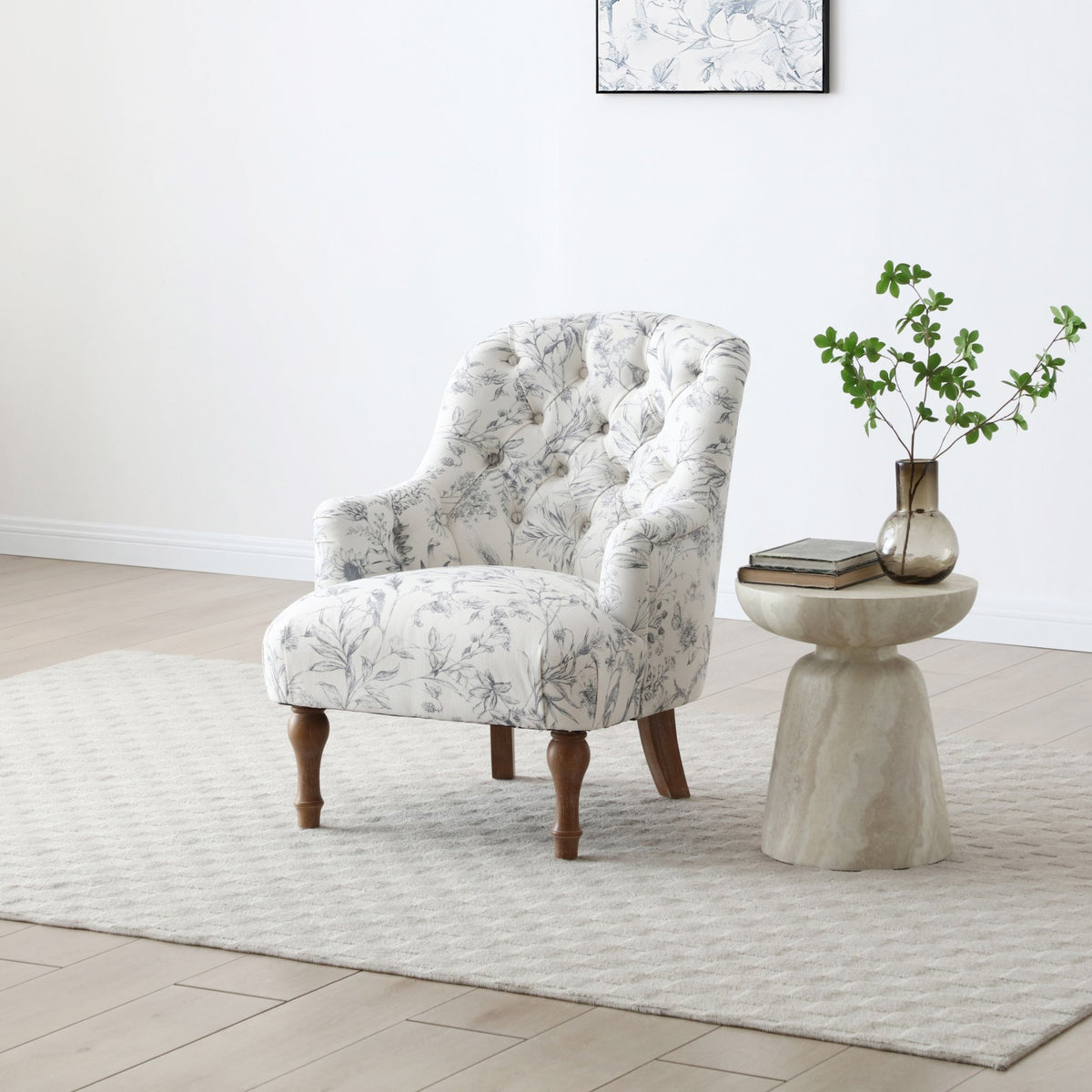 Bianca button back accent chair