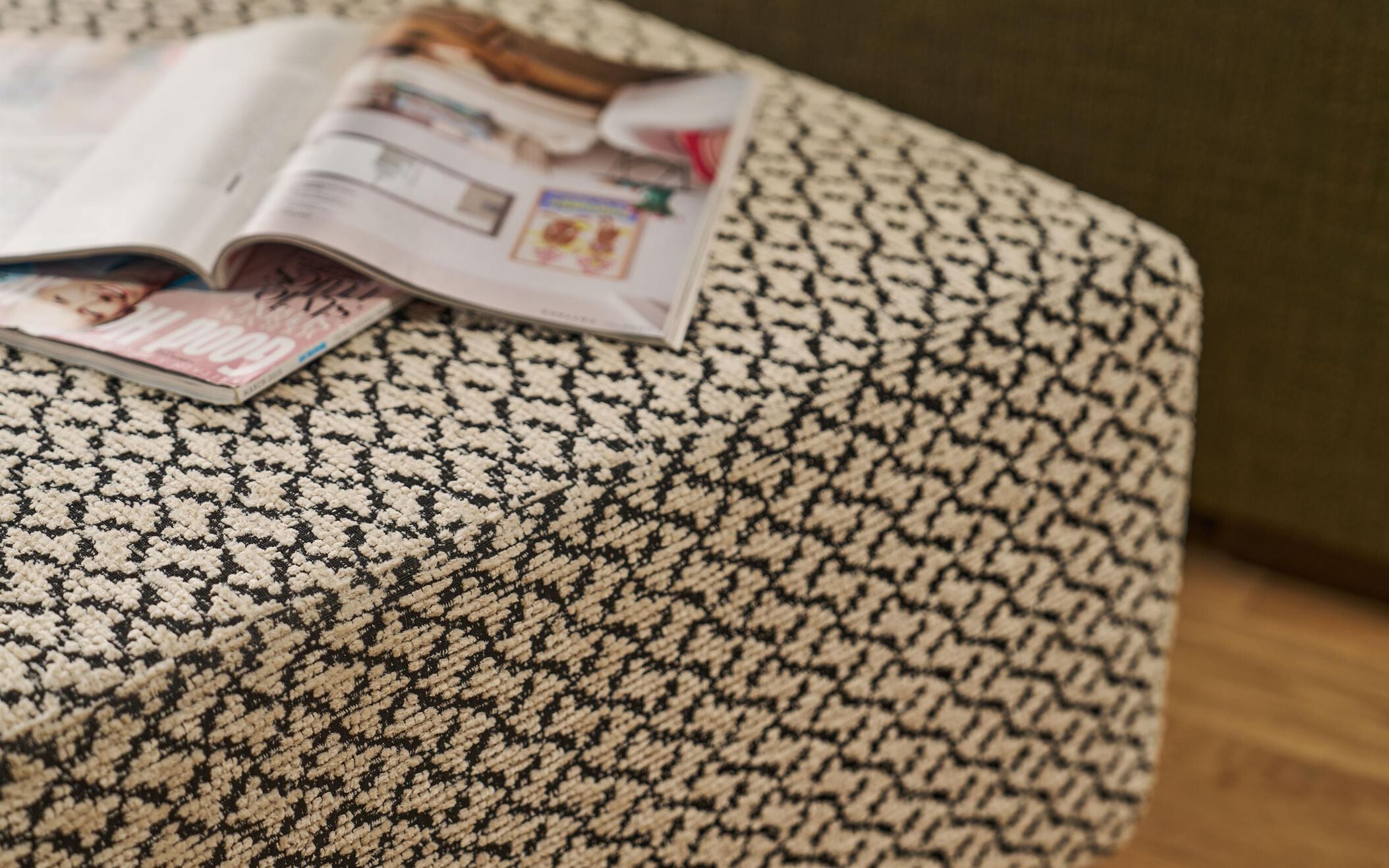 Lennox 4 seater modular sofa (split 4 seater sofa)