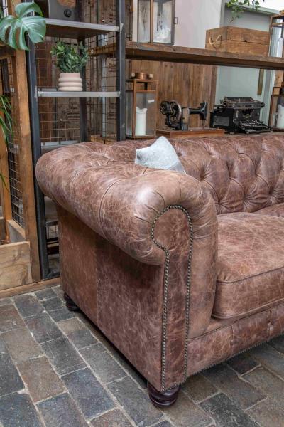 VINTAGE SOFA CO GOTTI Club Distressed 3 Seater Buttoned Chesterfield Sofa in Espresso Brown Leather
